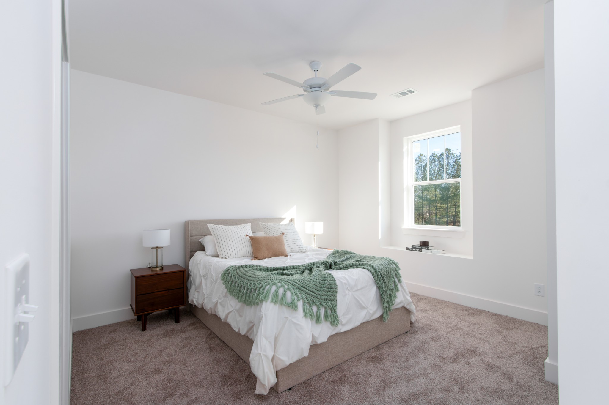 129 High Park Circle Property Photo 9