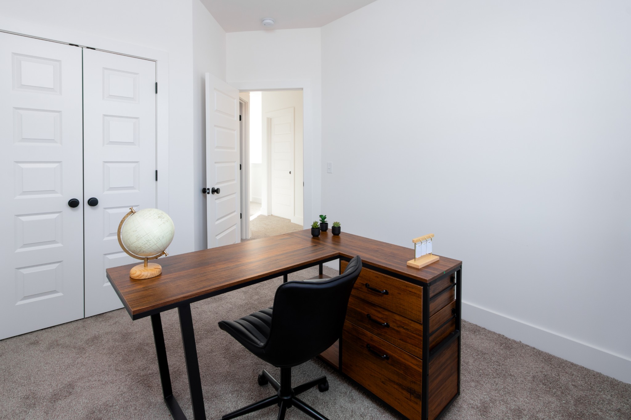 129 High Park Circle Property Photo 14
