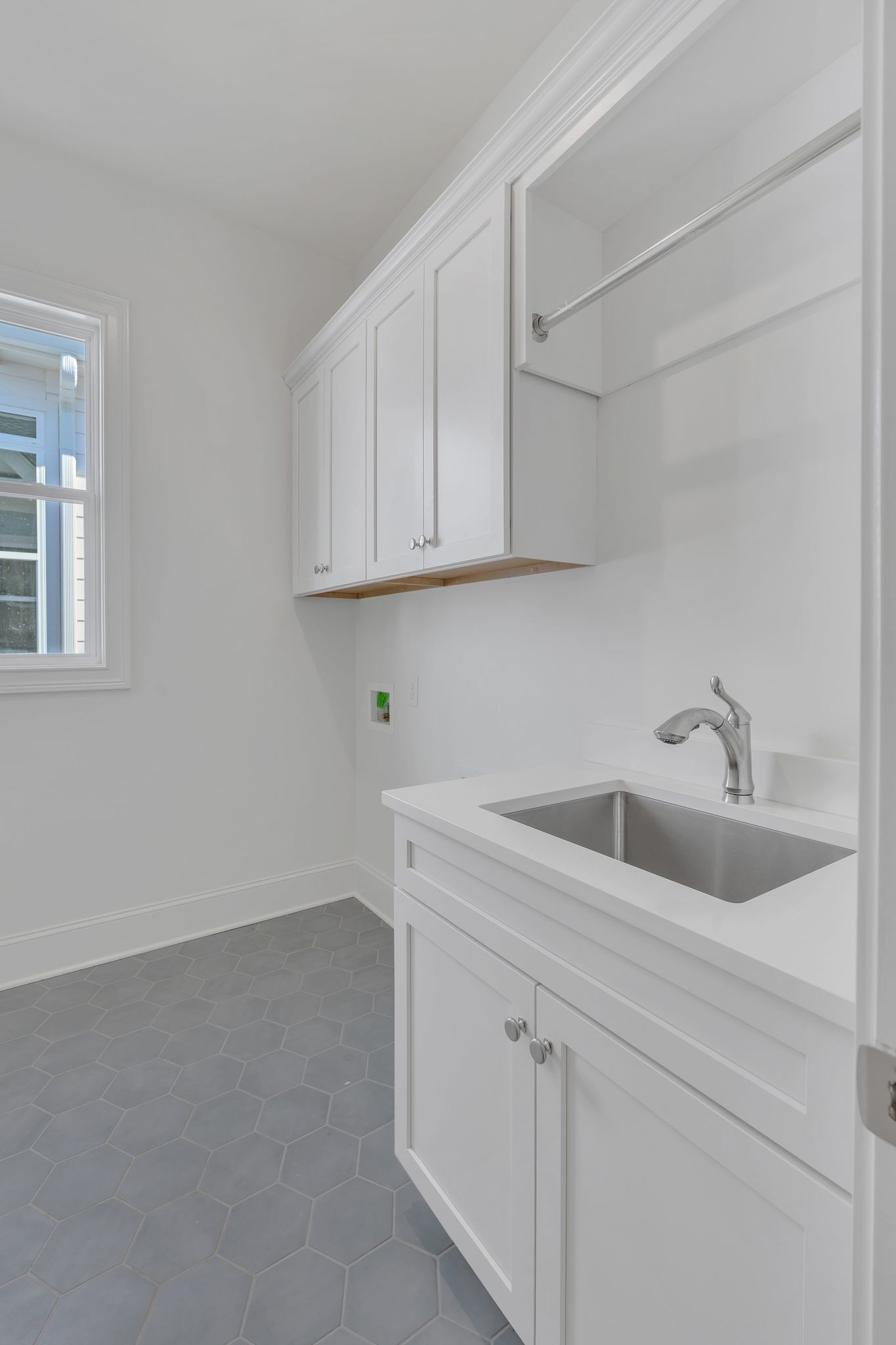 7061 Bolton Street Property Photo 9