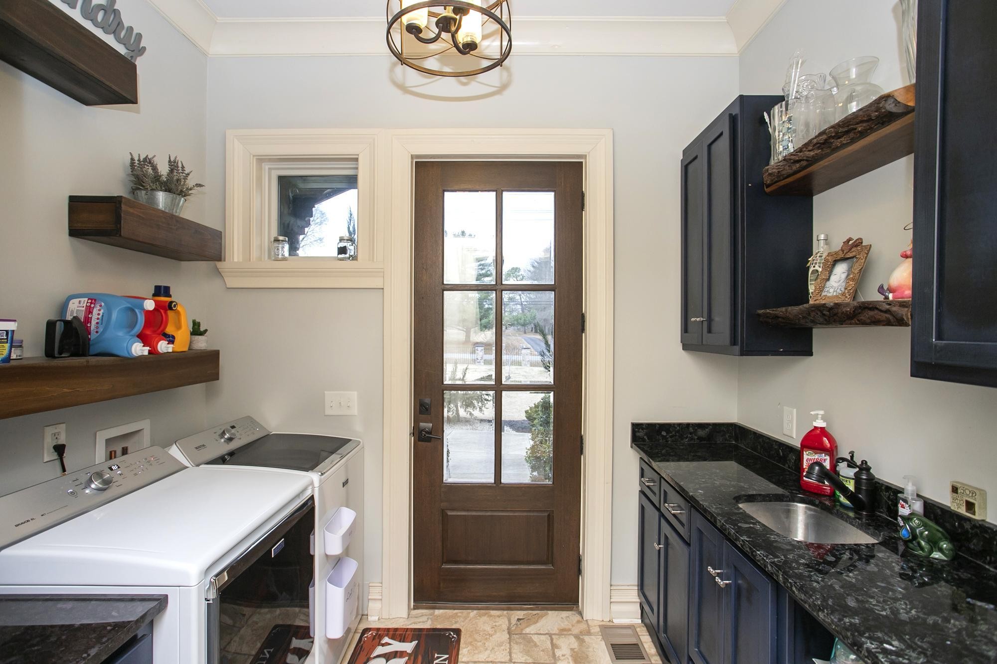 1507 Hudson Rd Property Photo 15