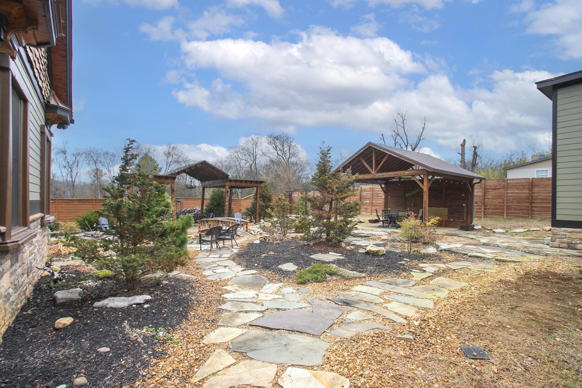 1507 Hudson Rd Property Photo 51
