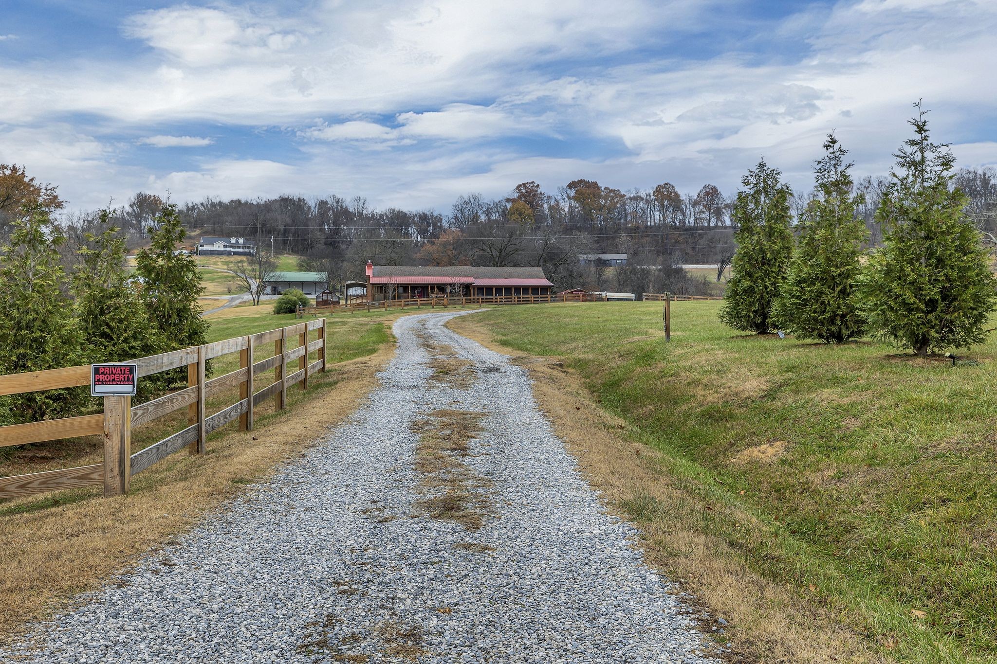 1860 Theta Pike Property Photo 1