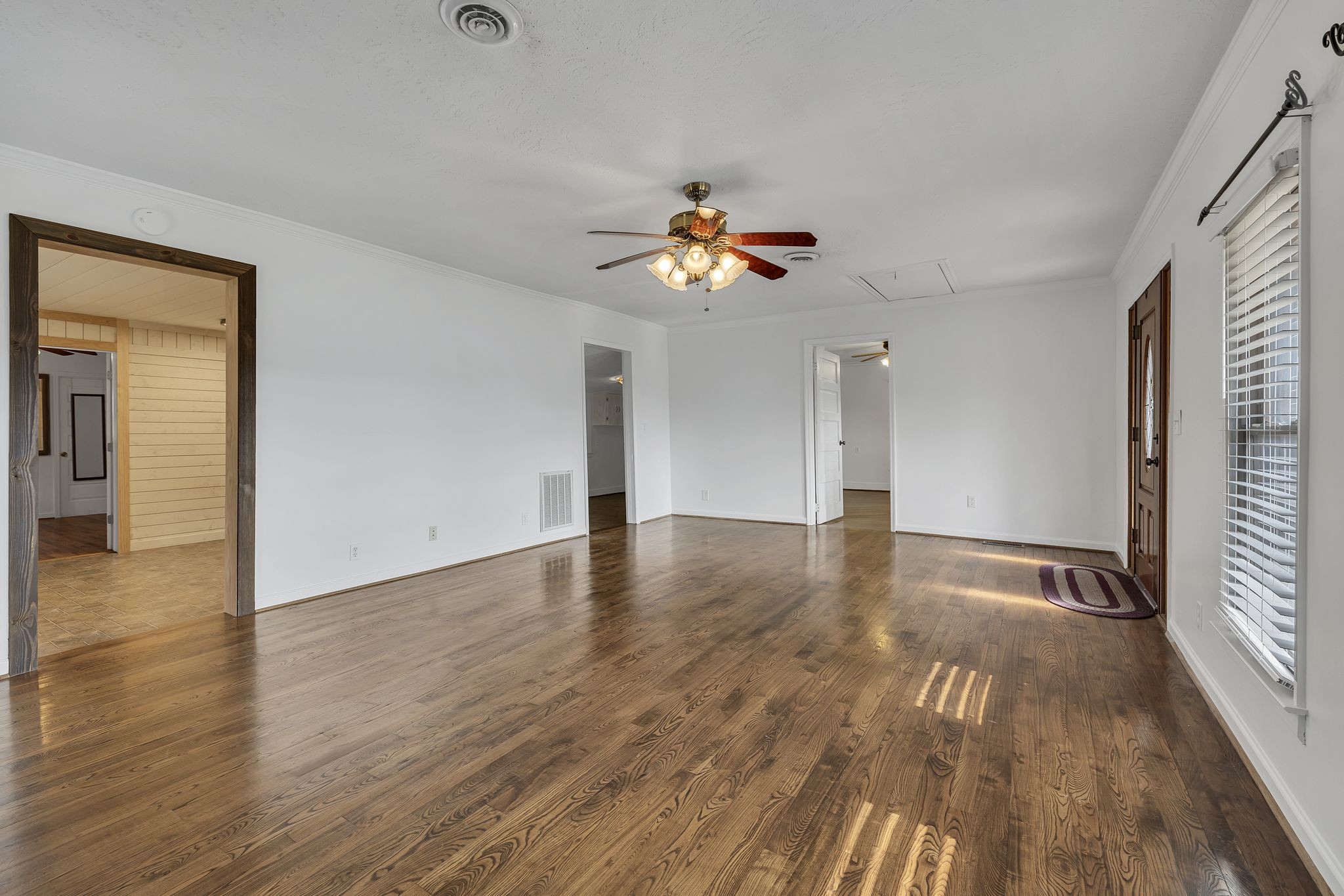 1860 Theta Pike Property Photo 8