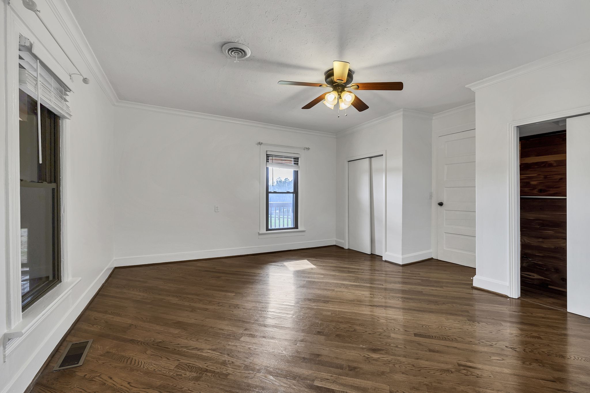 1860 Theta Pike Property Photo 17