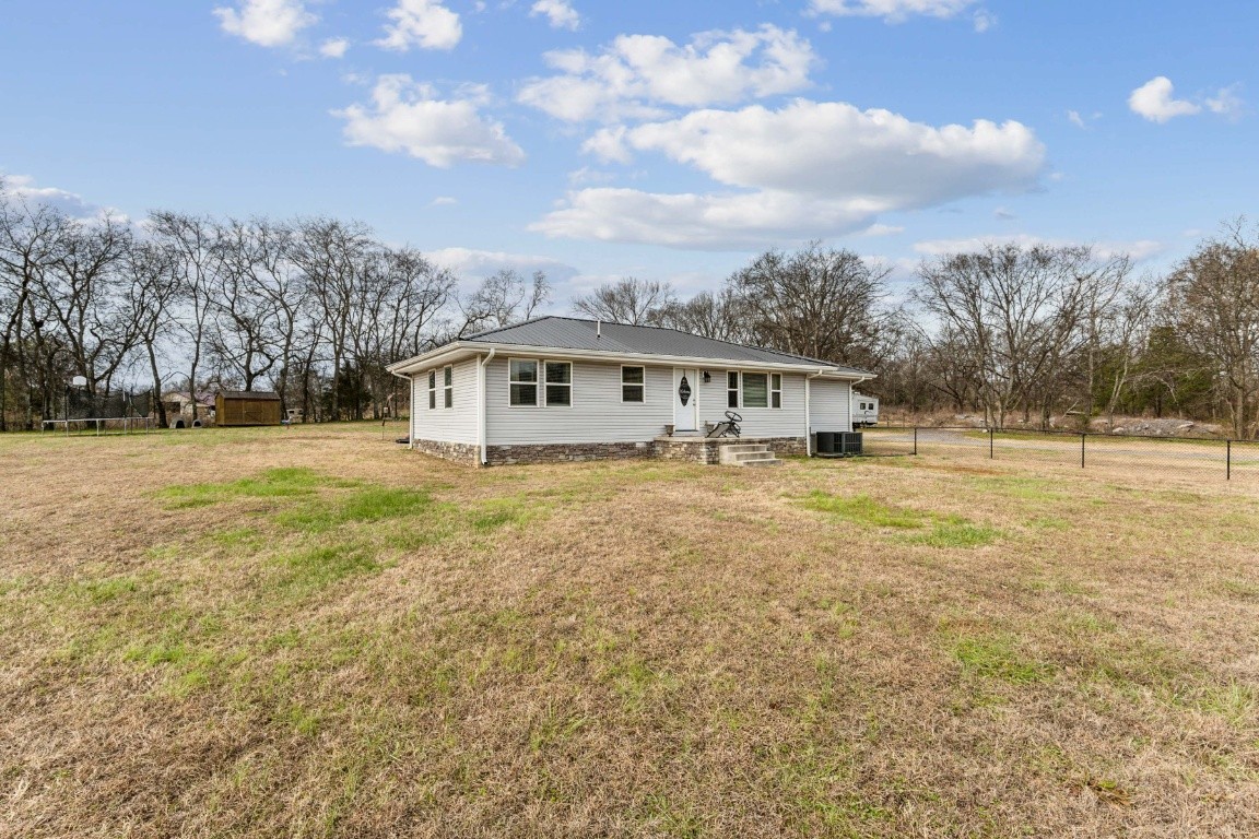 3182 Cairo Bend Rd Property Photo 2