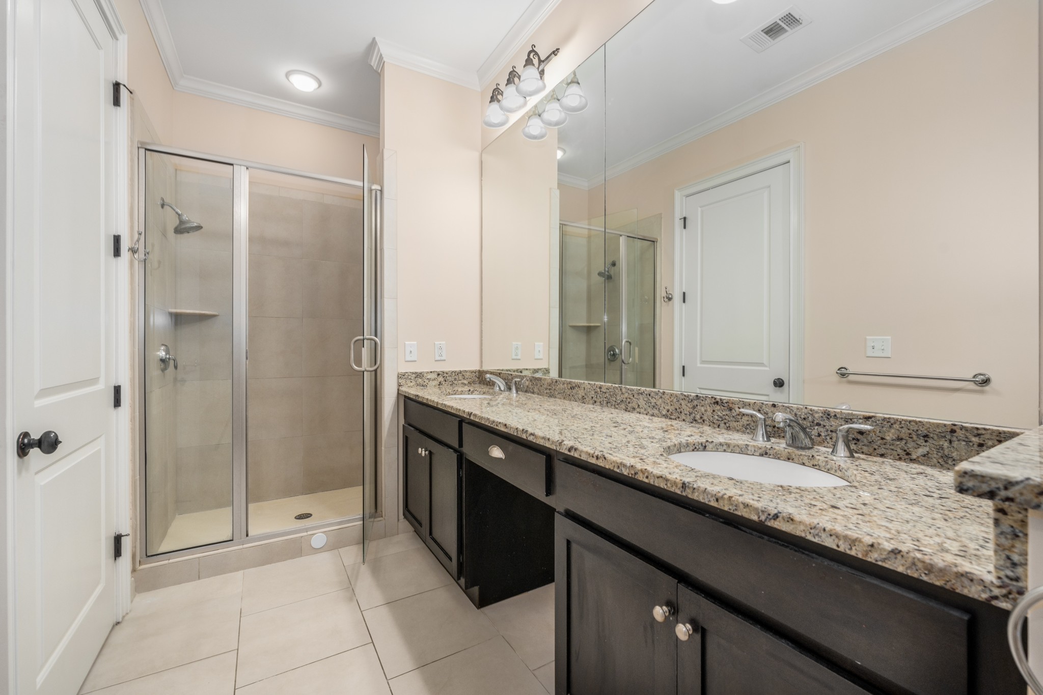 4120 Ridgefield Dr Property Photo 18