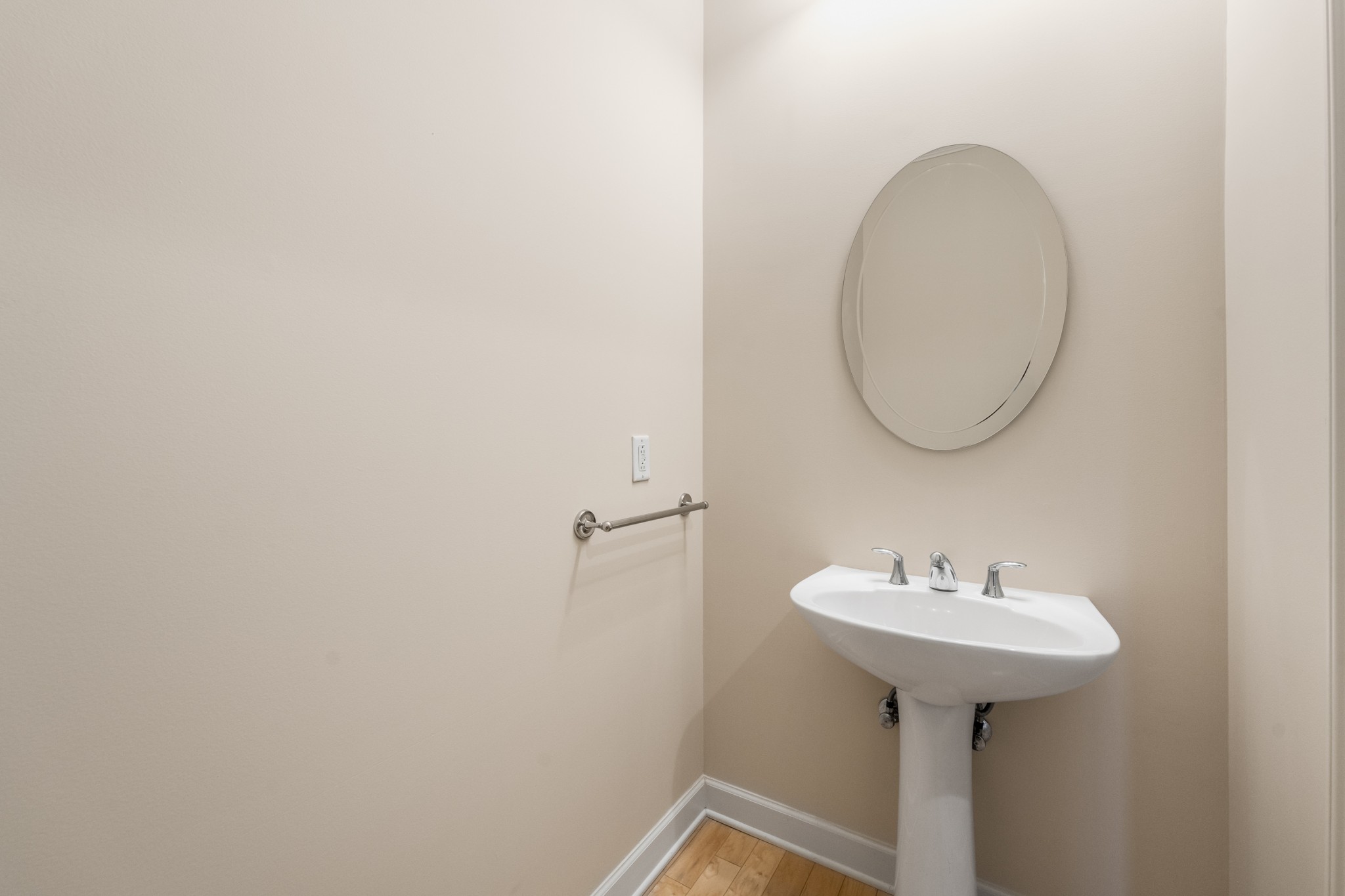 4120 Ridgefield Dr Property Photo 22