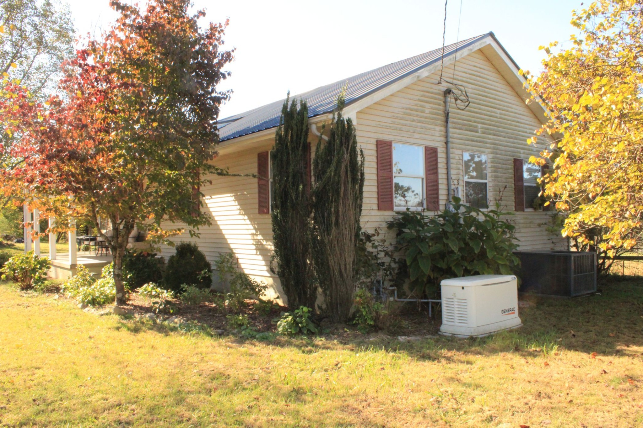 1250 Lower Shipps Bend Rd Property Photo 11