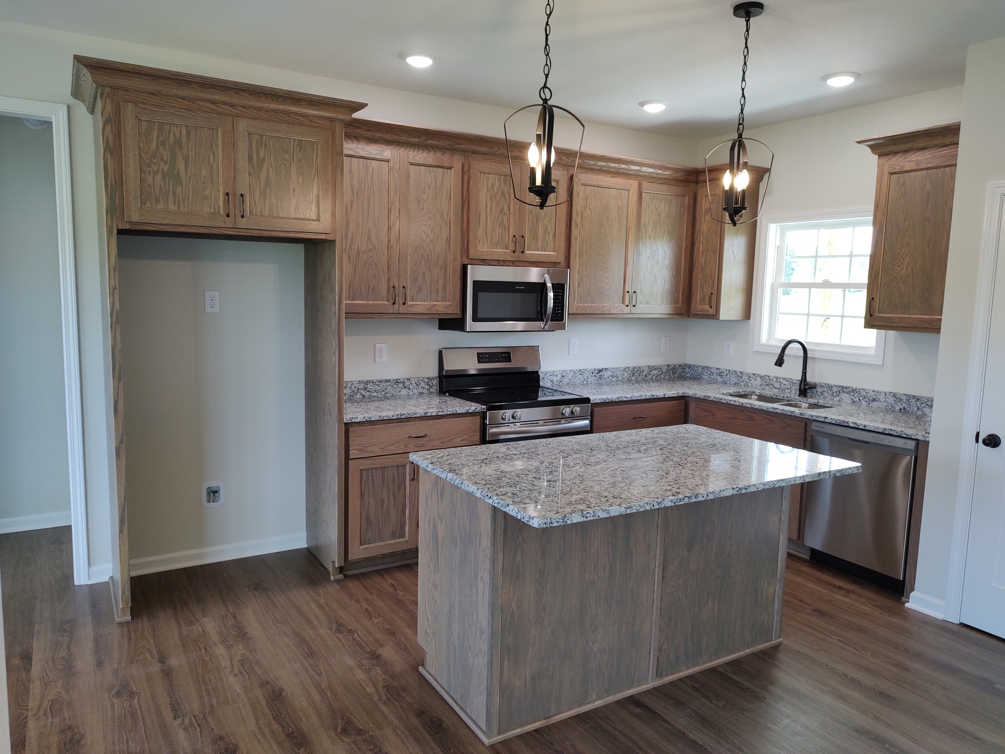 5058 Blue Springs Rd Property Photo 6
