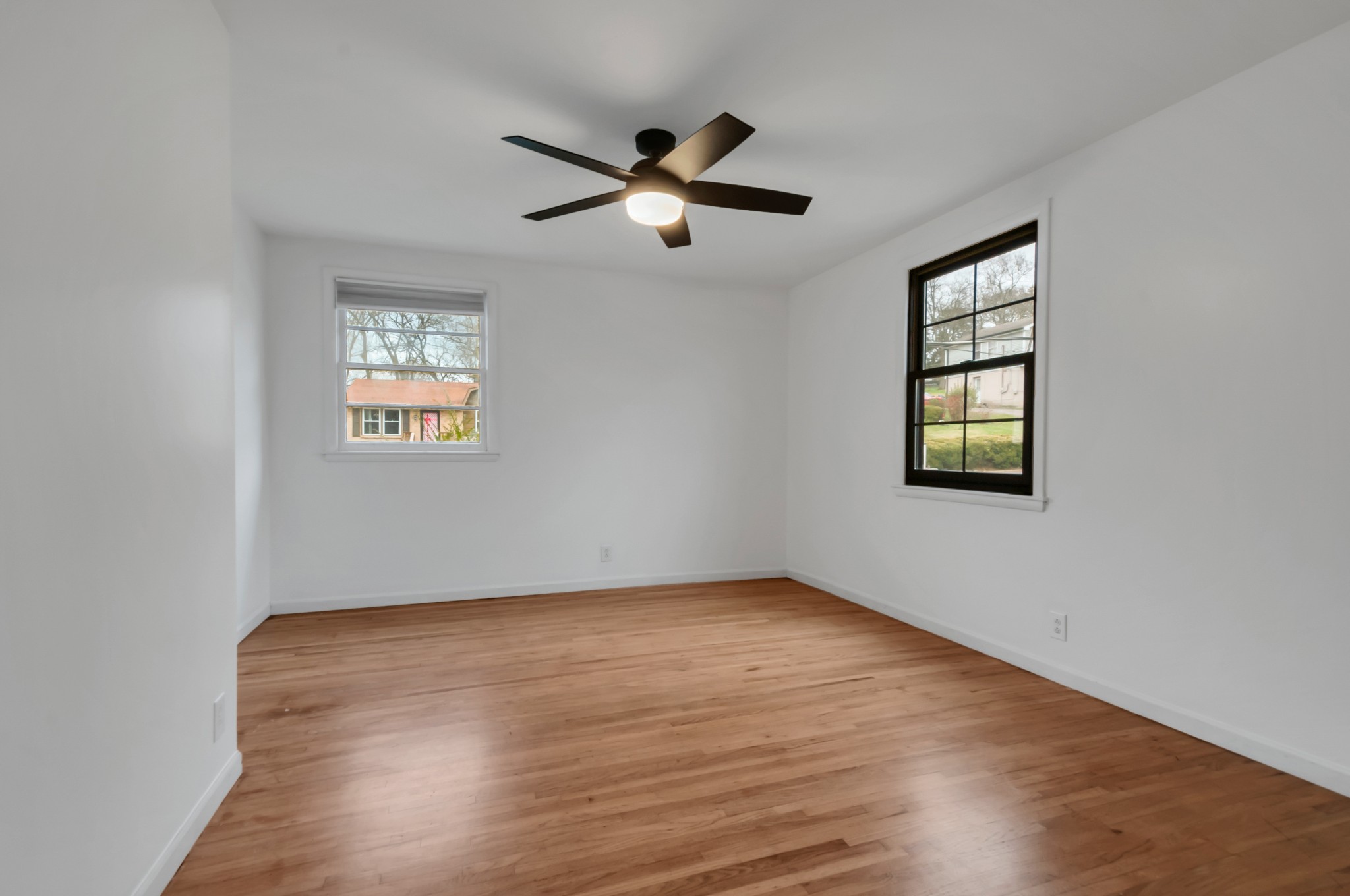 200 Cherry Dr Property Photo 13