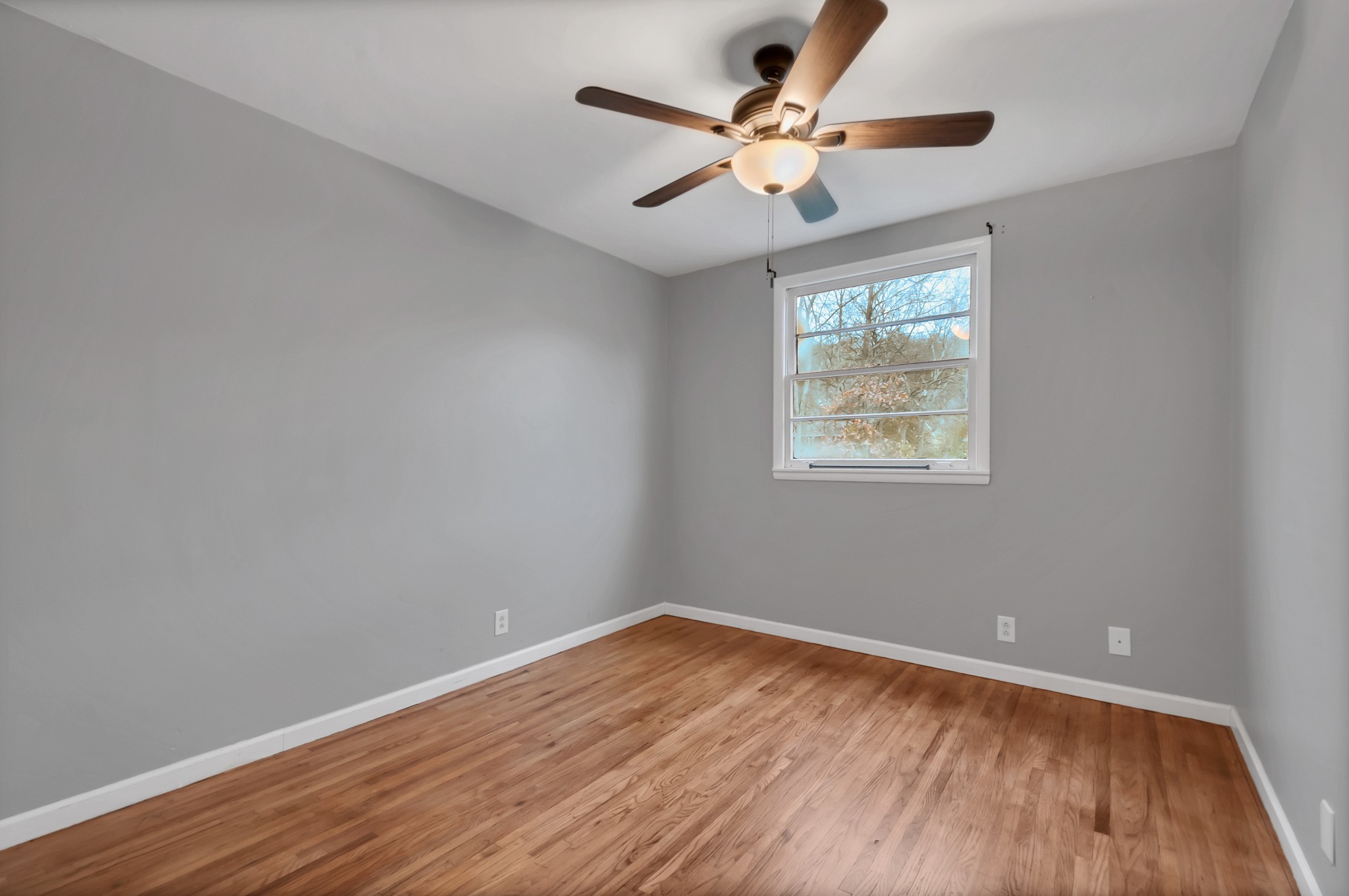 200 Cherry Dr Property Photo 14