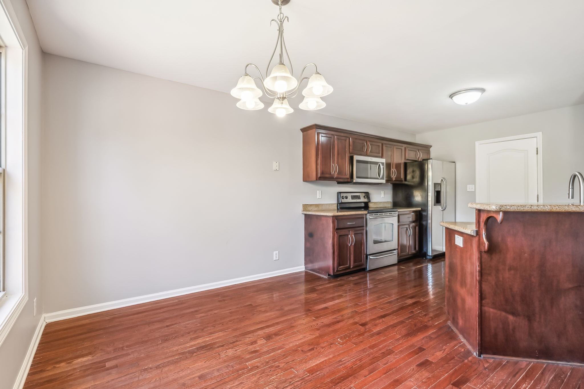 3725 Nadia Dr Property Photo 10