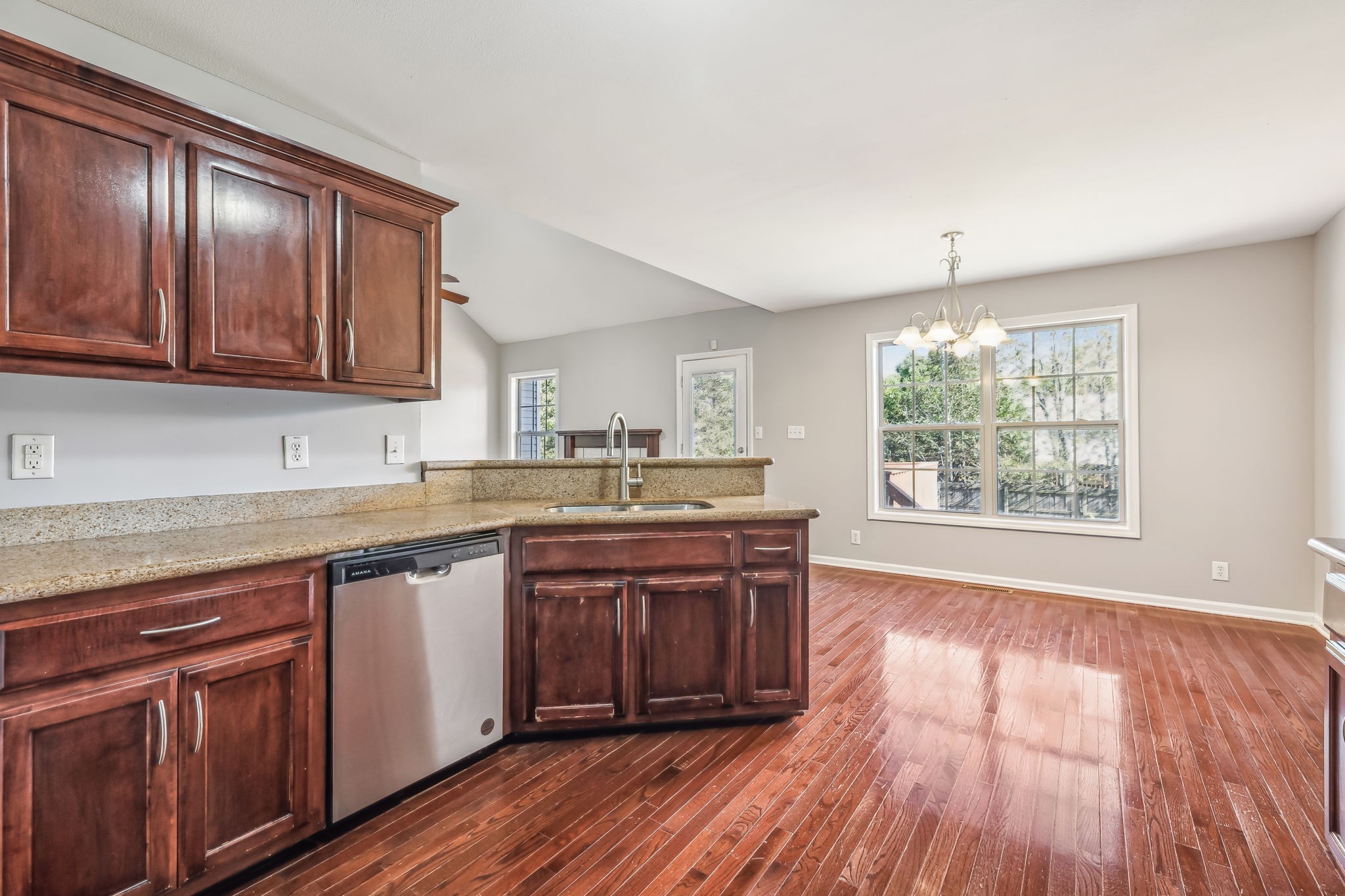 3725 Nadia Dr Property Photo 15