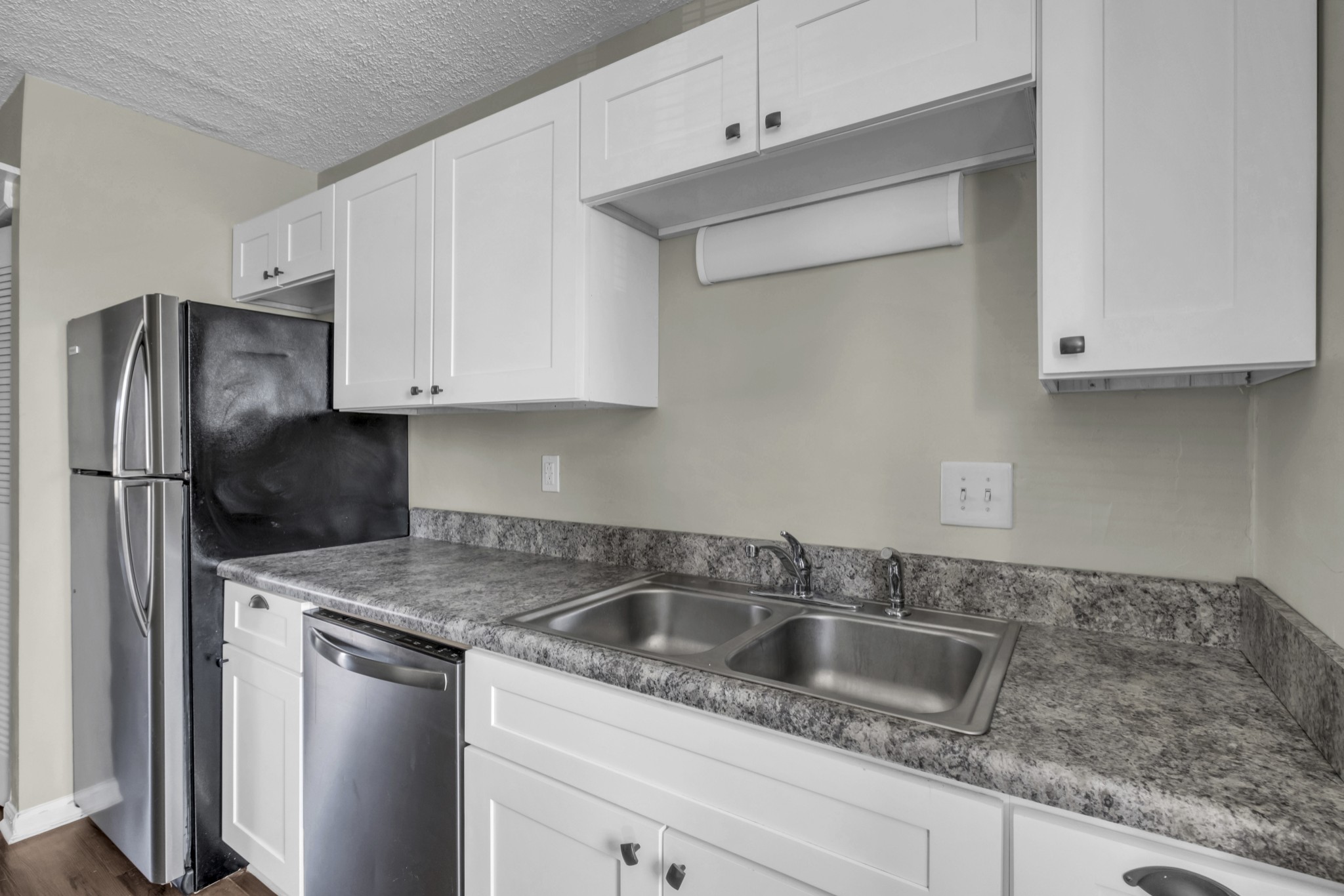 1301 Neelys Bend Rd Property Photo 16