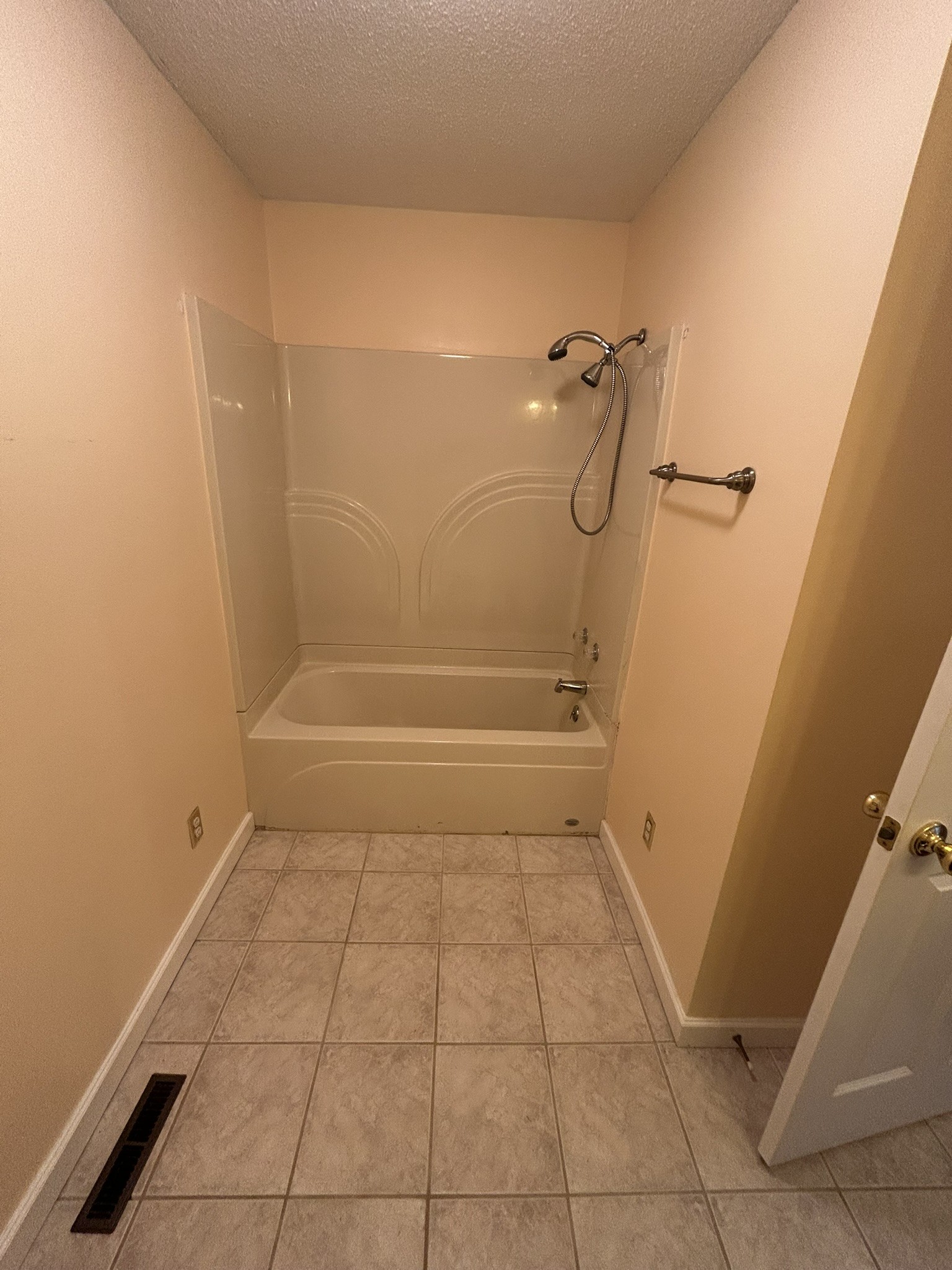 270 Betty Ave Property Photo 25