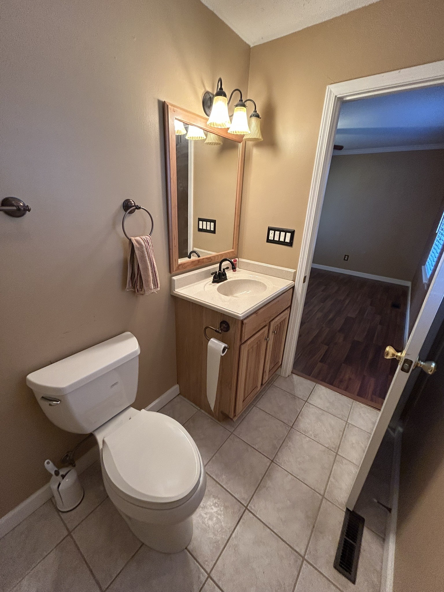 270 Betty Ave Property Photo 31