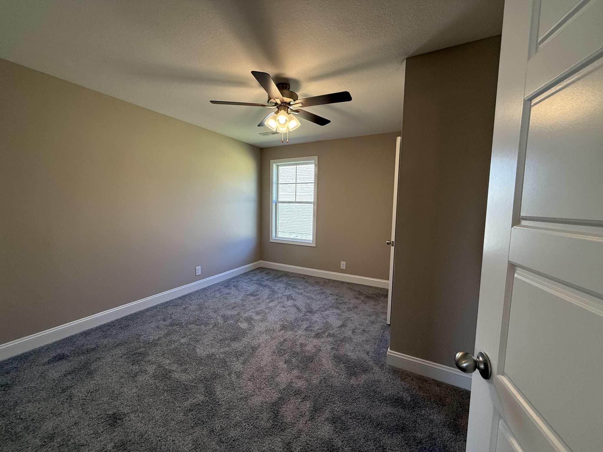 14 Drift King Estates Property Photo 5