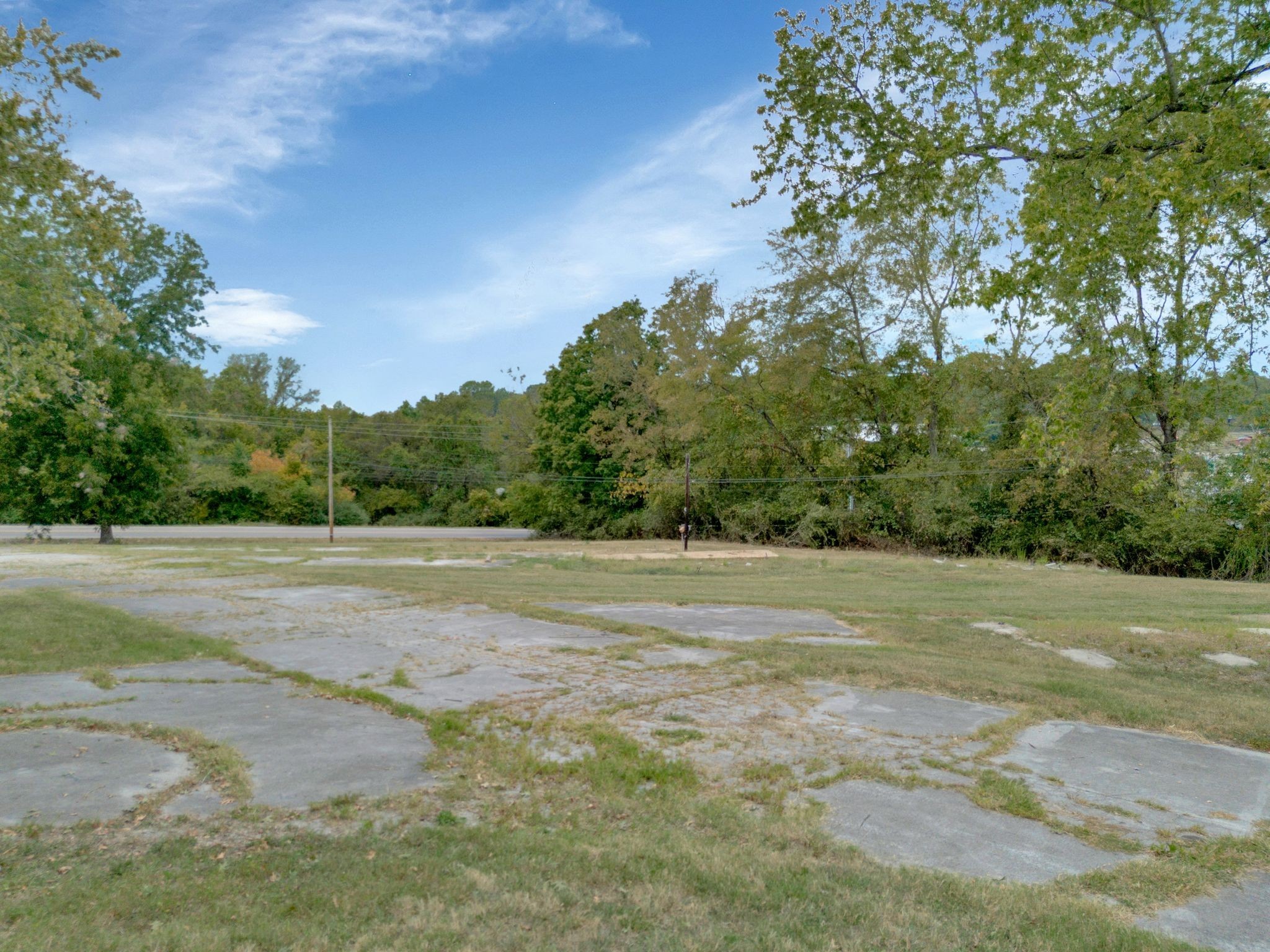 220 Theta Pike Property Photo 8