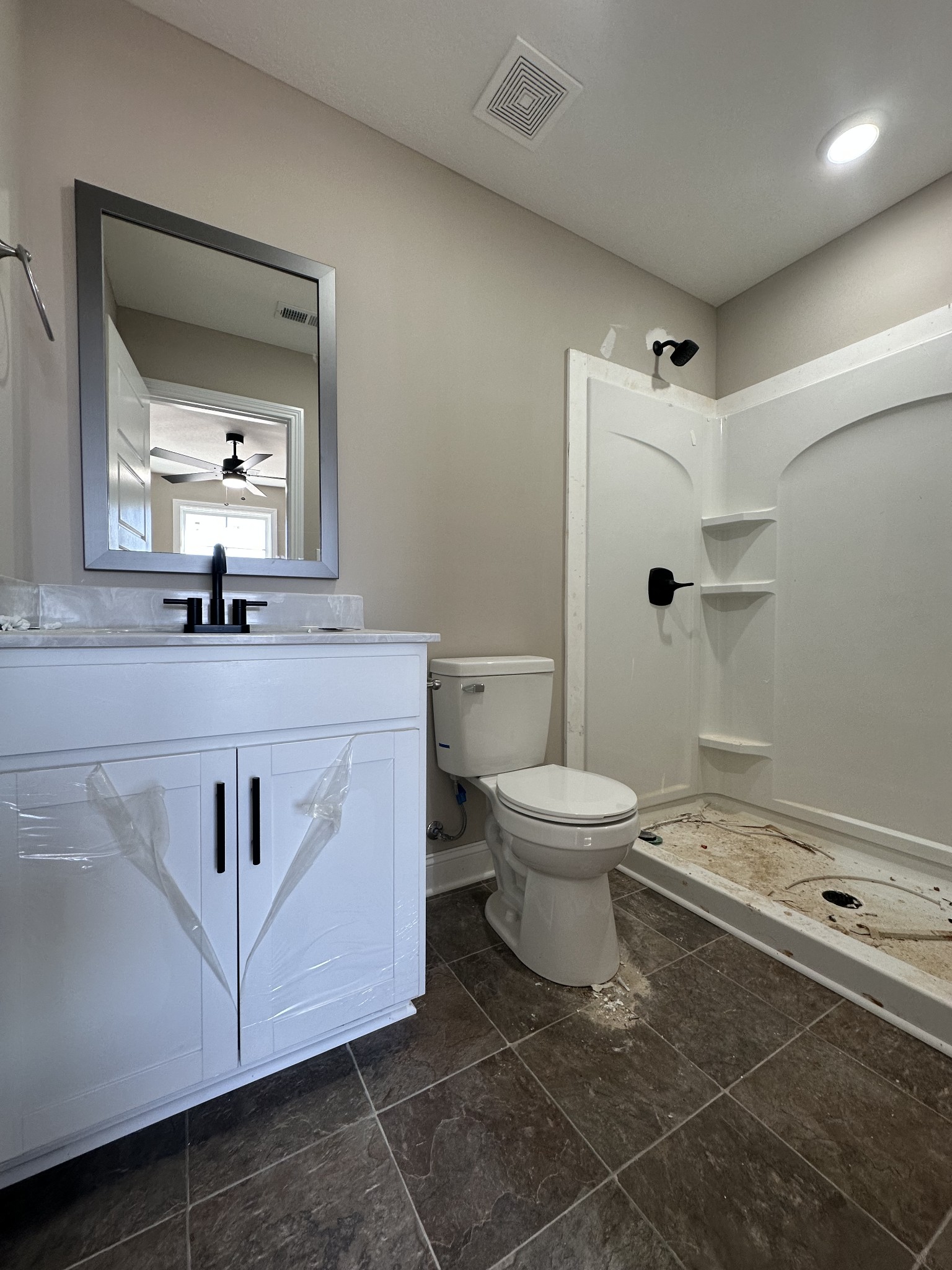 106 Sidney Ct Property Photo 7