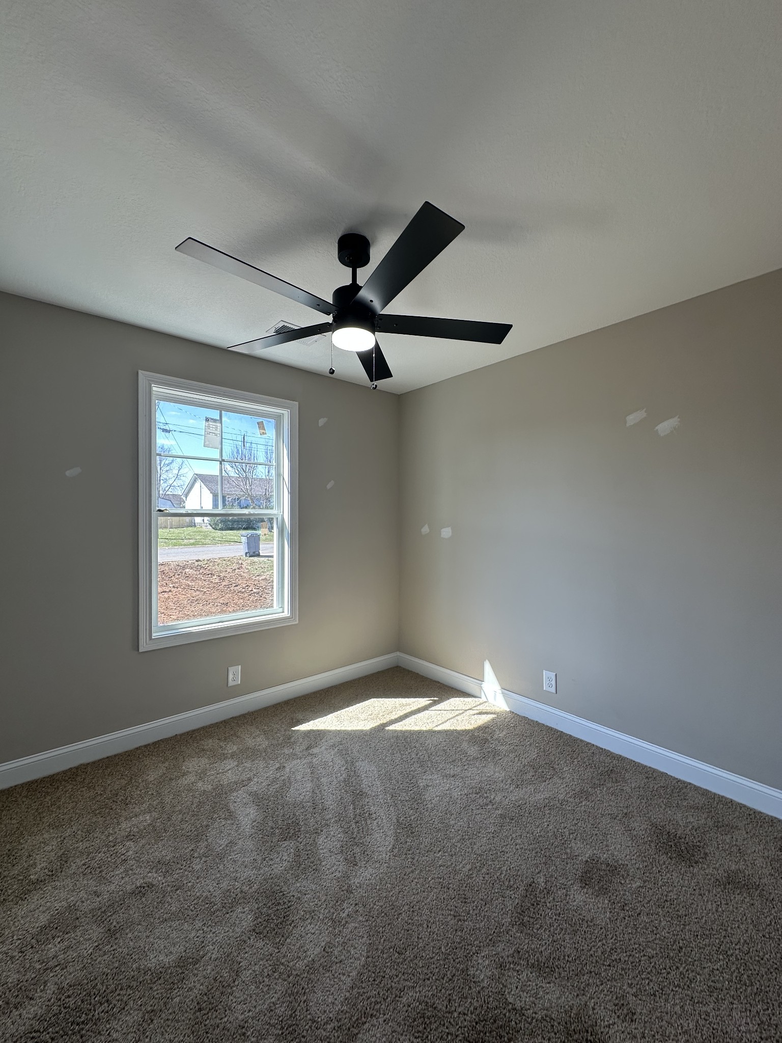 106 Sidney Ct Property Photo 8