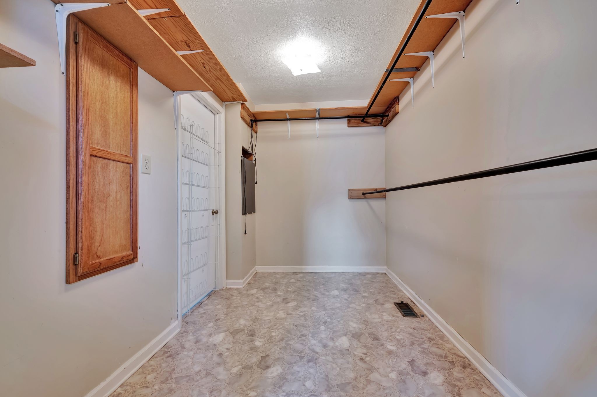 161 Circle Dr Property Photo 28