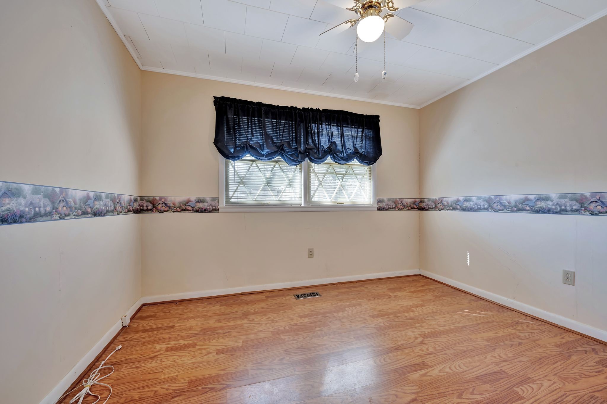 161 Circle Dr Property Photo 41
