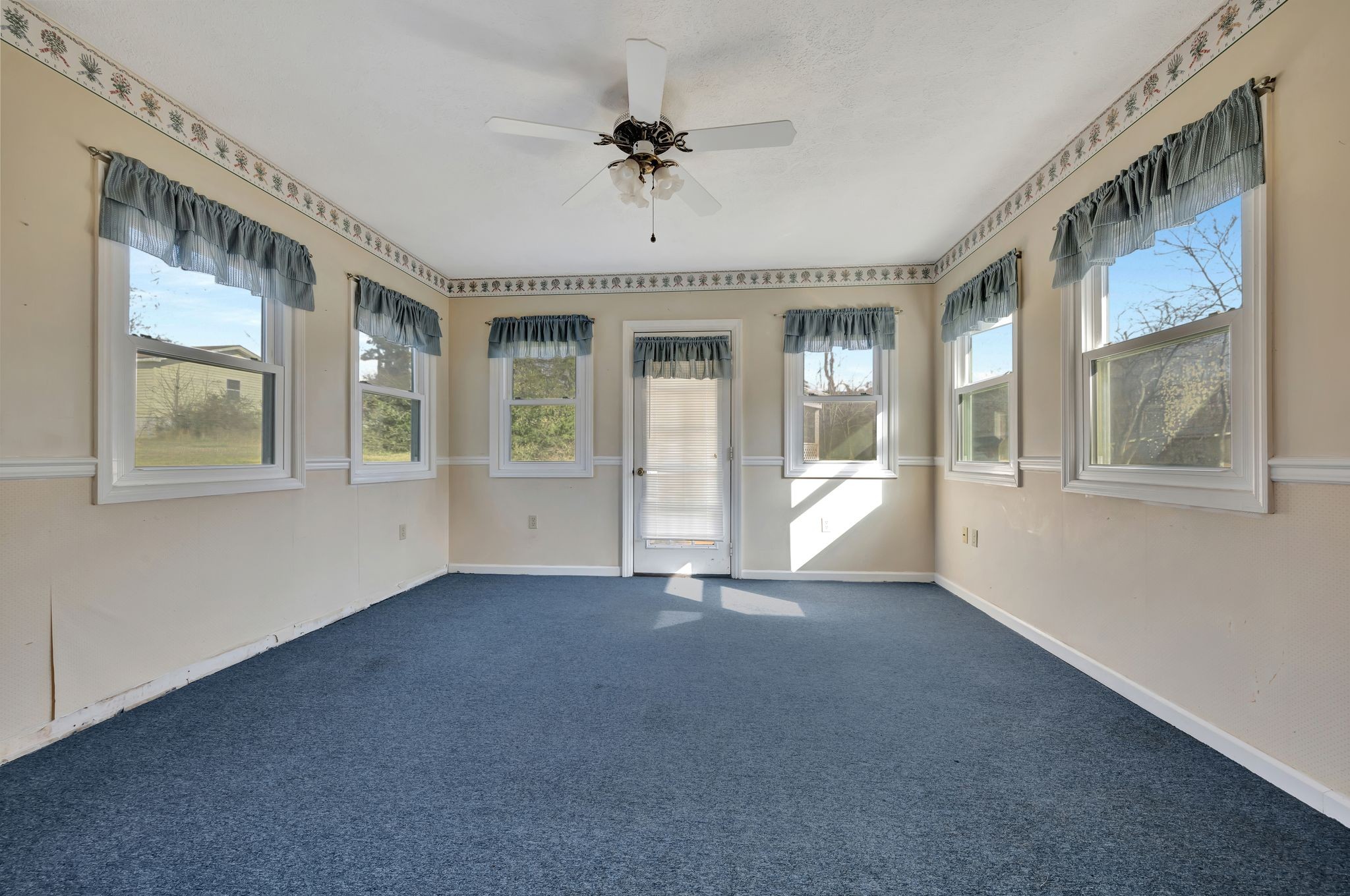 161 Circle Dr Property Photo 45
