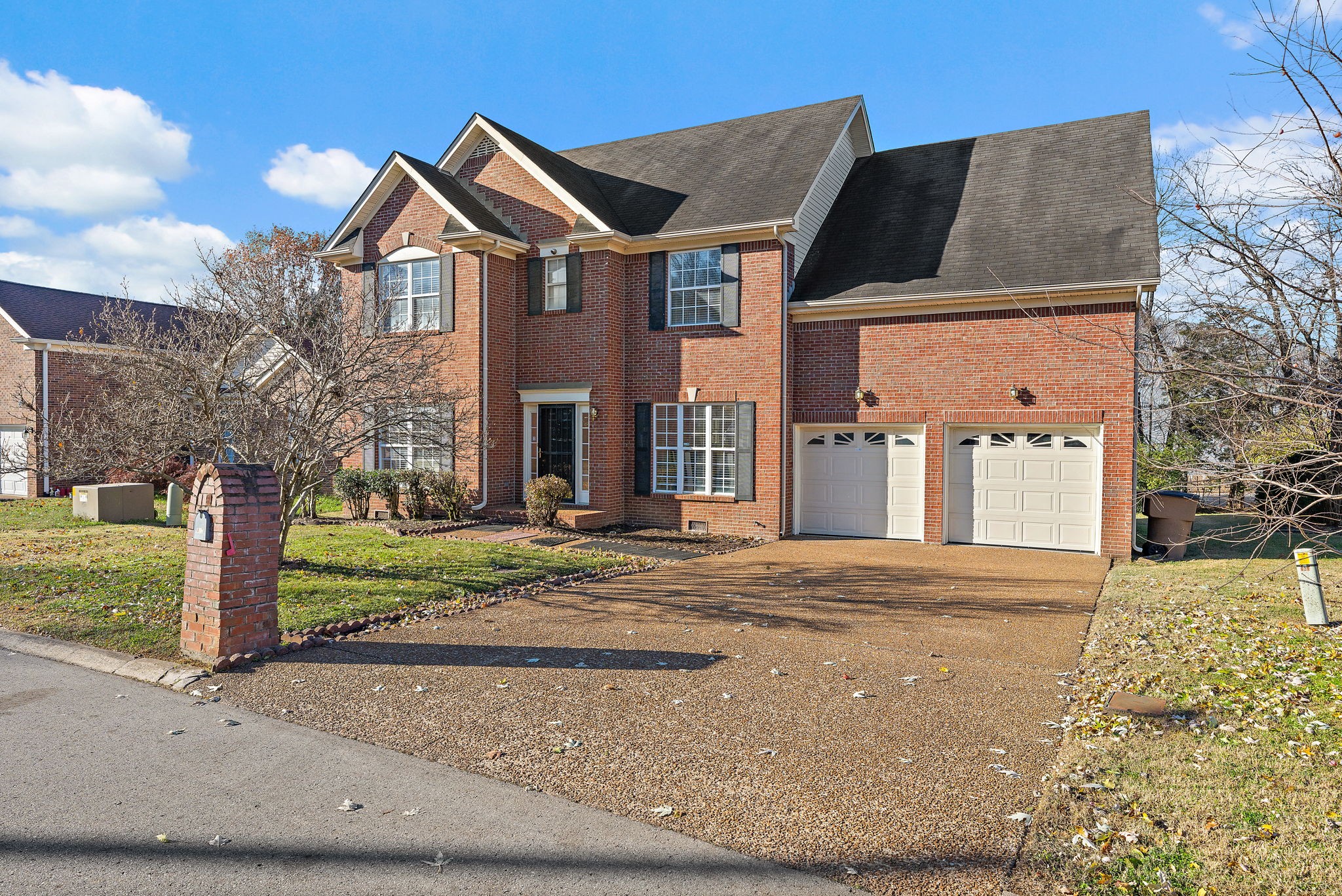 817 Cedar Crest Dr Property Photo 2
