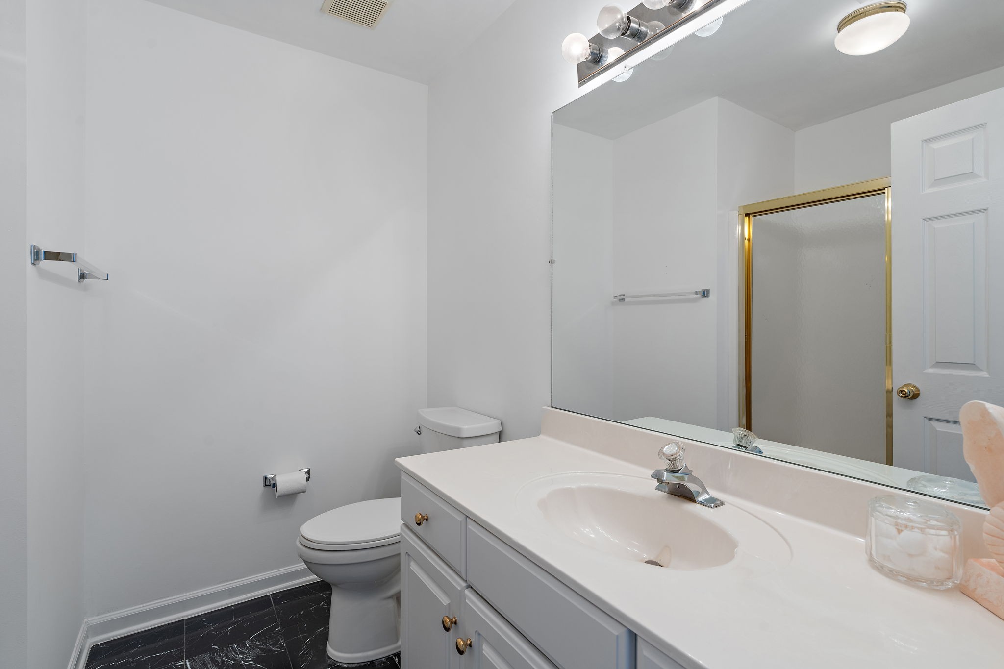 817 Cedar Crest Dr Property Photo 18
