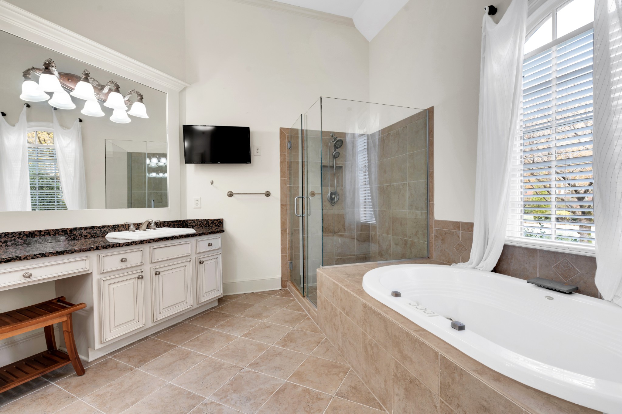 401 Tramore Ct Property Photo 44