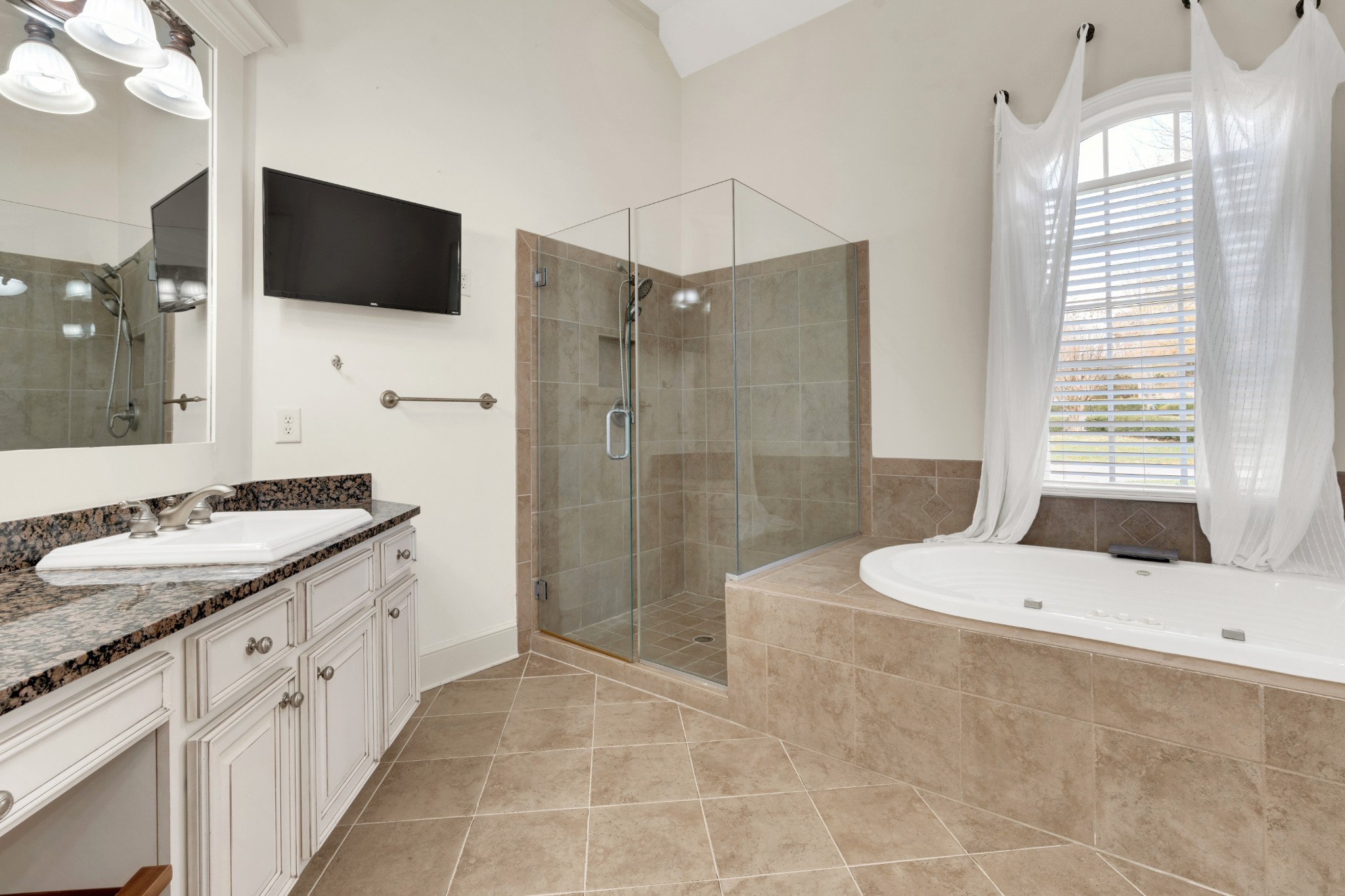 401 Tramore Ct Property Photo 45
