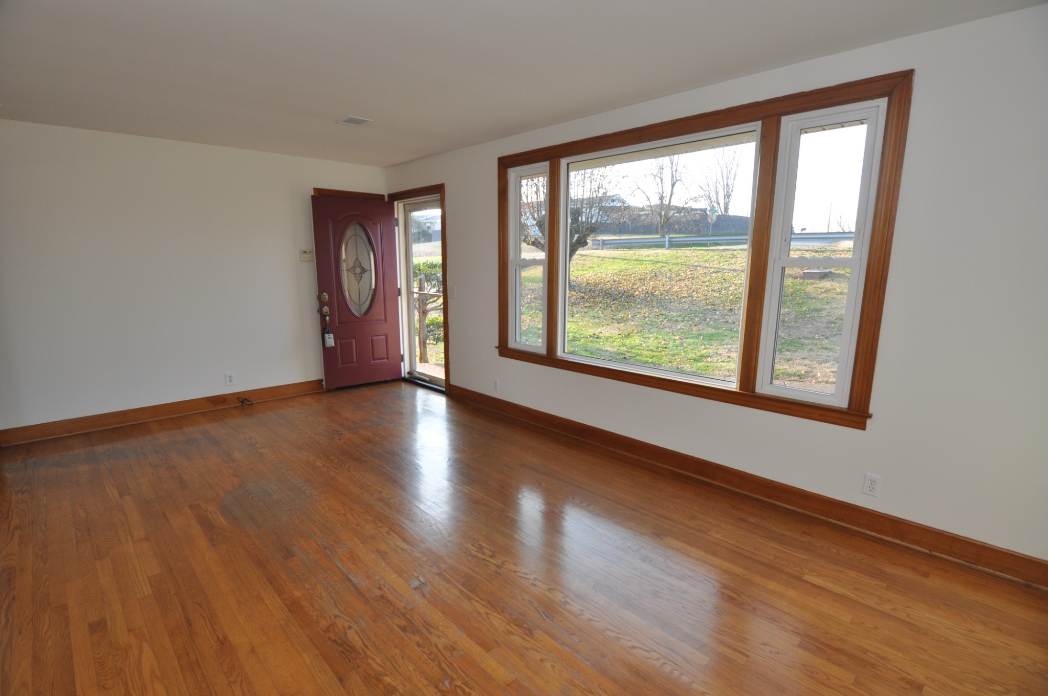 2717 Noonan Dr Property Photo 2