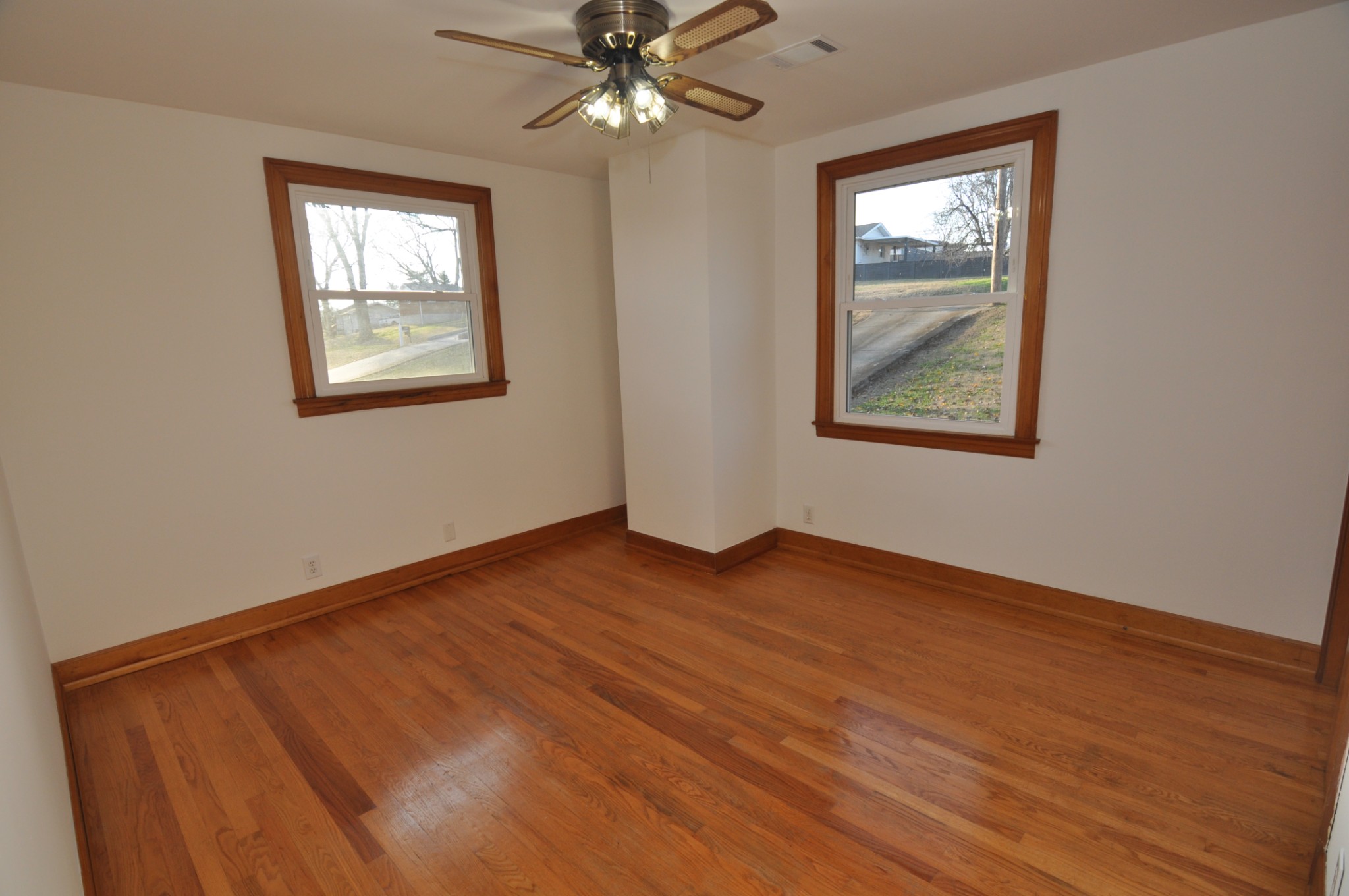 2717 Noonan Dr Property Photo 20