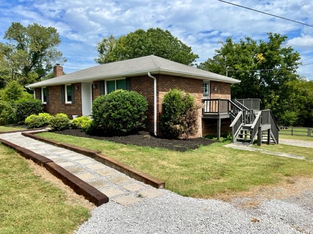 1635 Highway 109 Property Photo 5