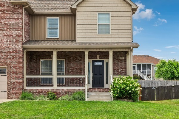 132 Overcrest Ct Property Photo 3