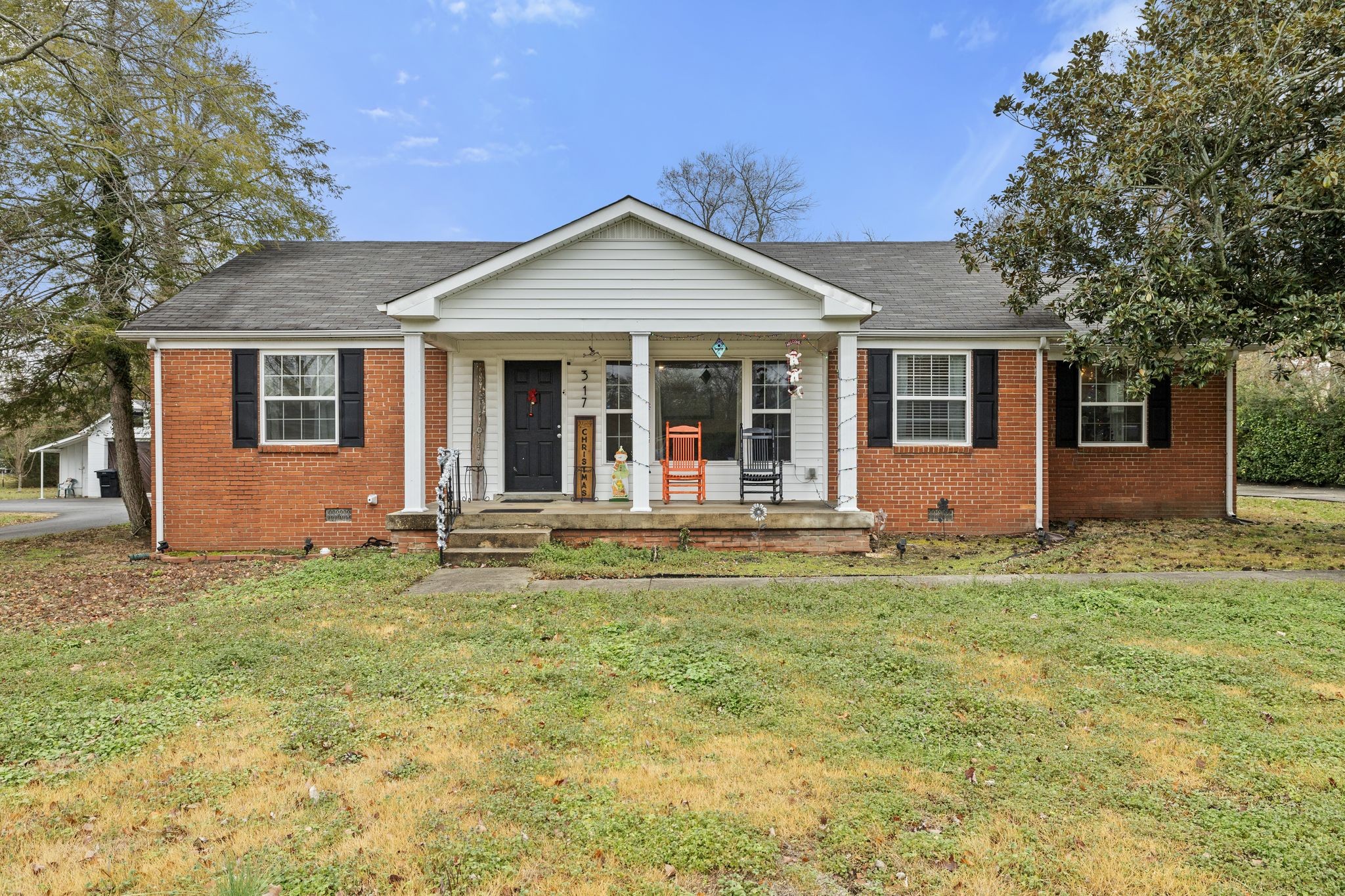 317 Druid Ln Property Photo 1