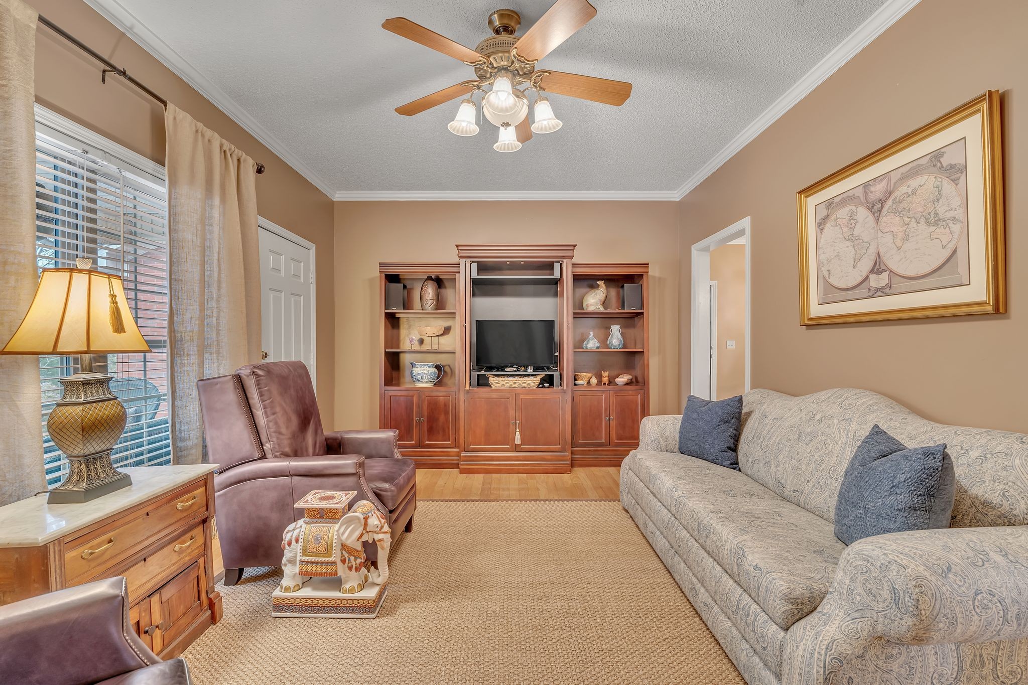 162 Deer Run Property Photo 8