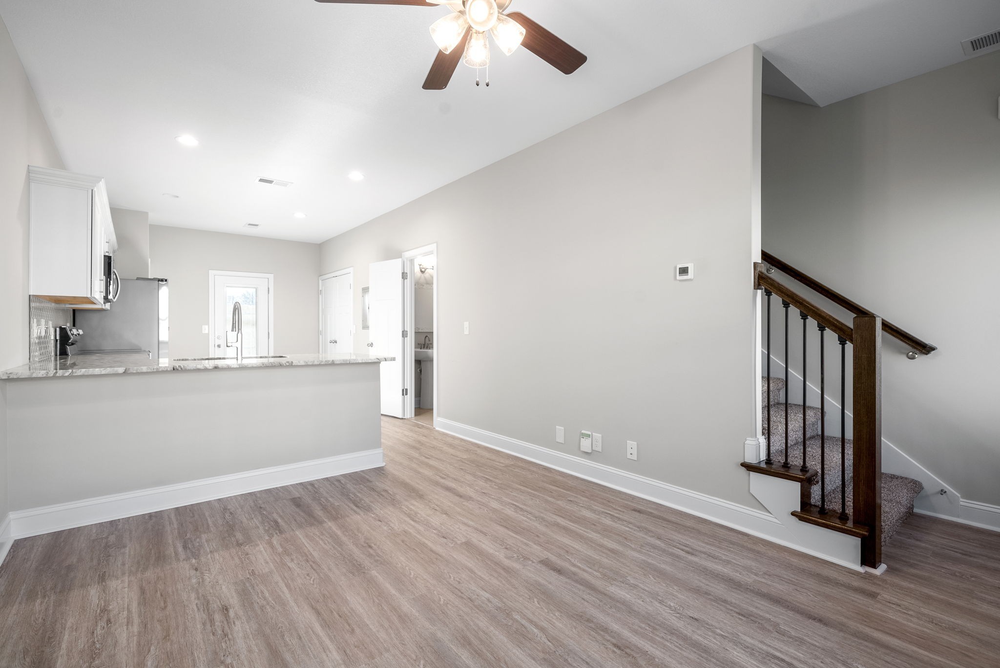 1201 Fort Campbell Blvd Property Photo 6