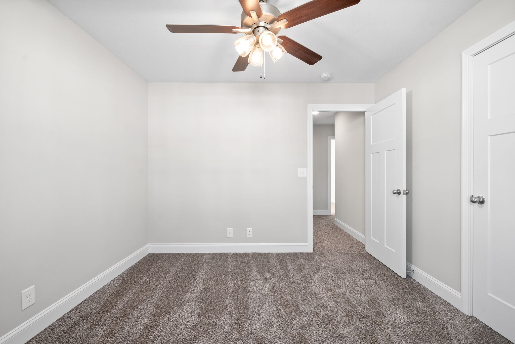 1201 Fort Campbell Blvd Property Photo 17