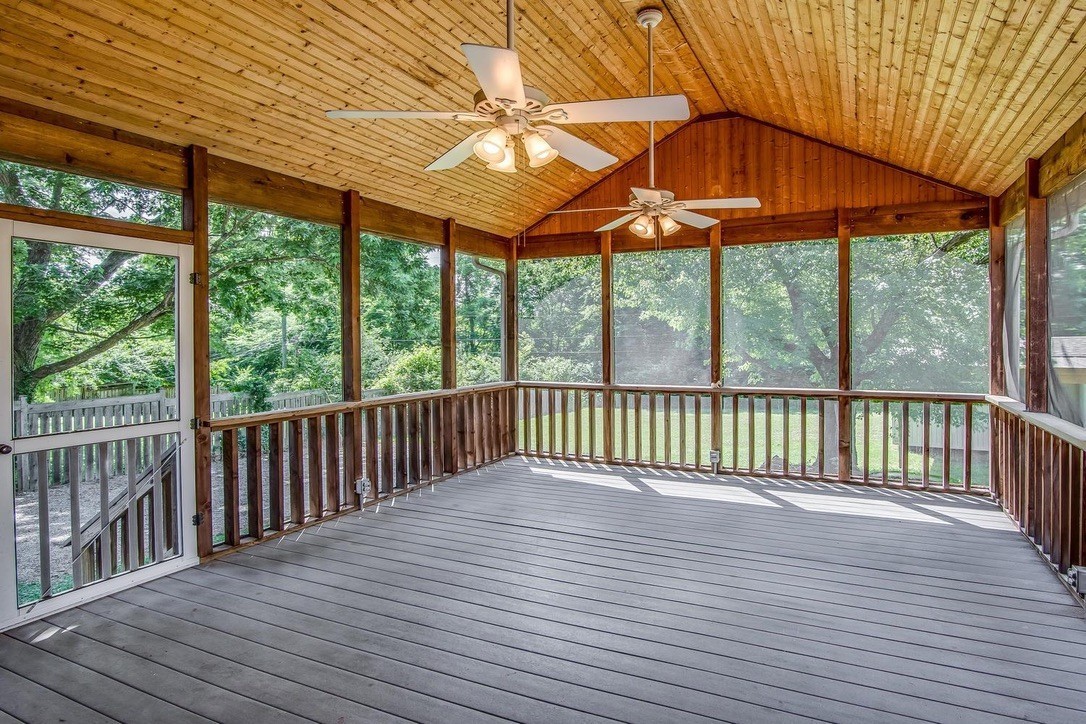 5551 Knob Rd Property Photo 1