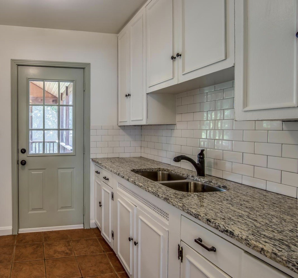 5551 Knob Rd Property Photo 15