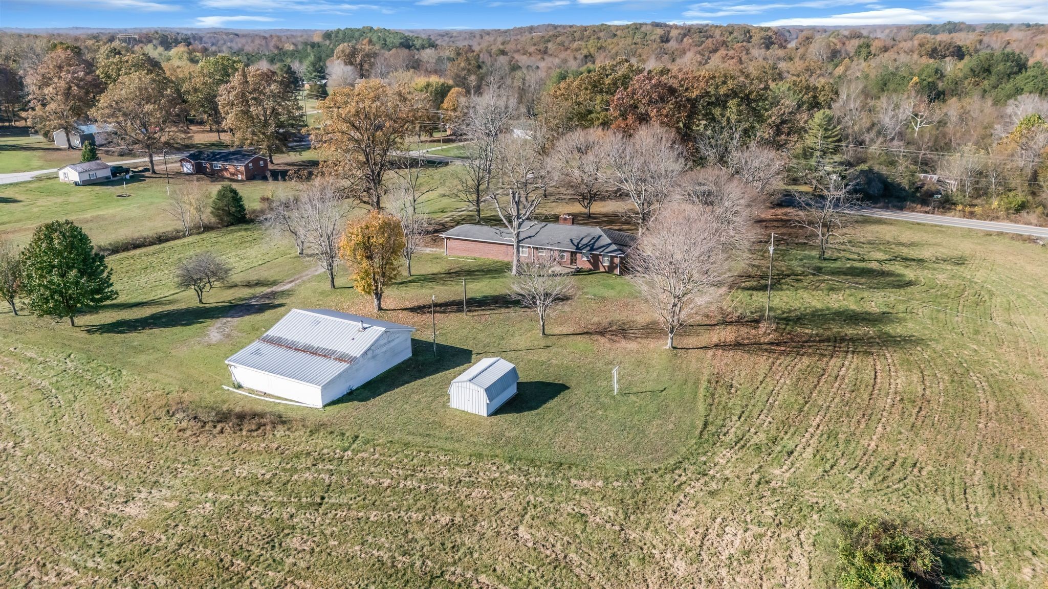 1305 Hwy 48 South Property Photo 5