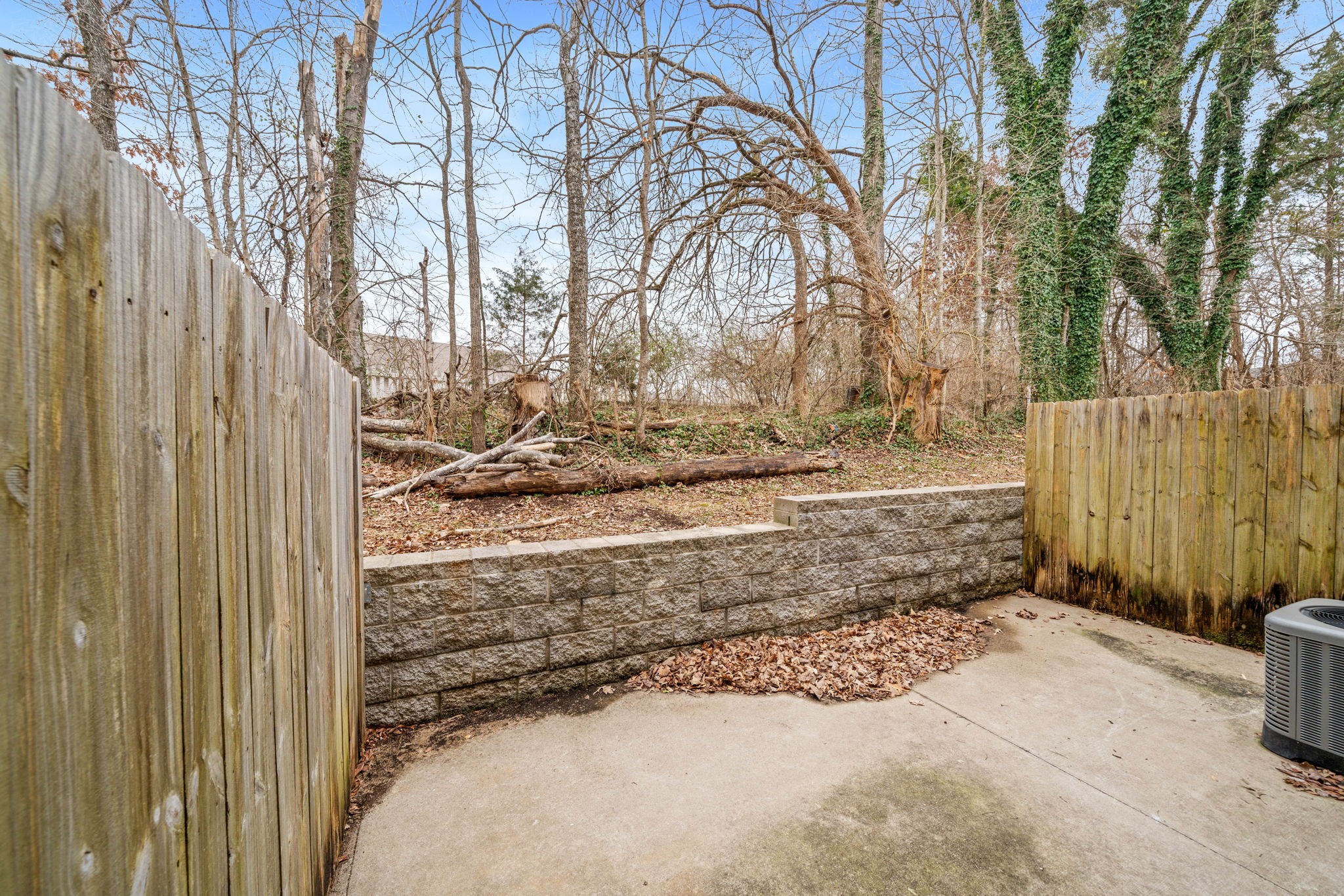1560 E Knollwood Circle Property Photo 23