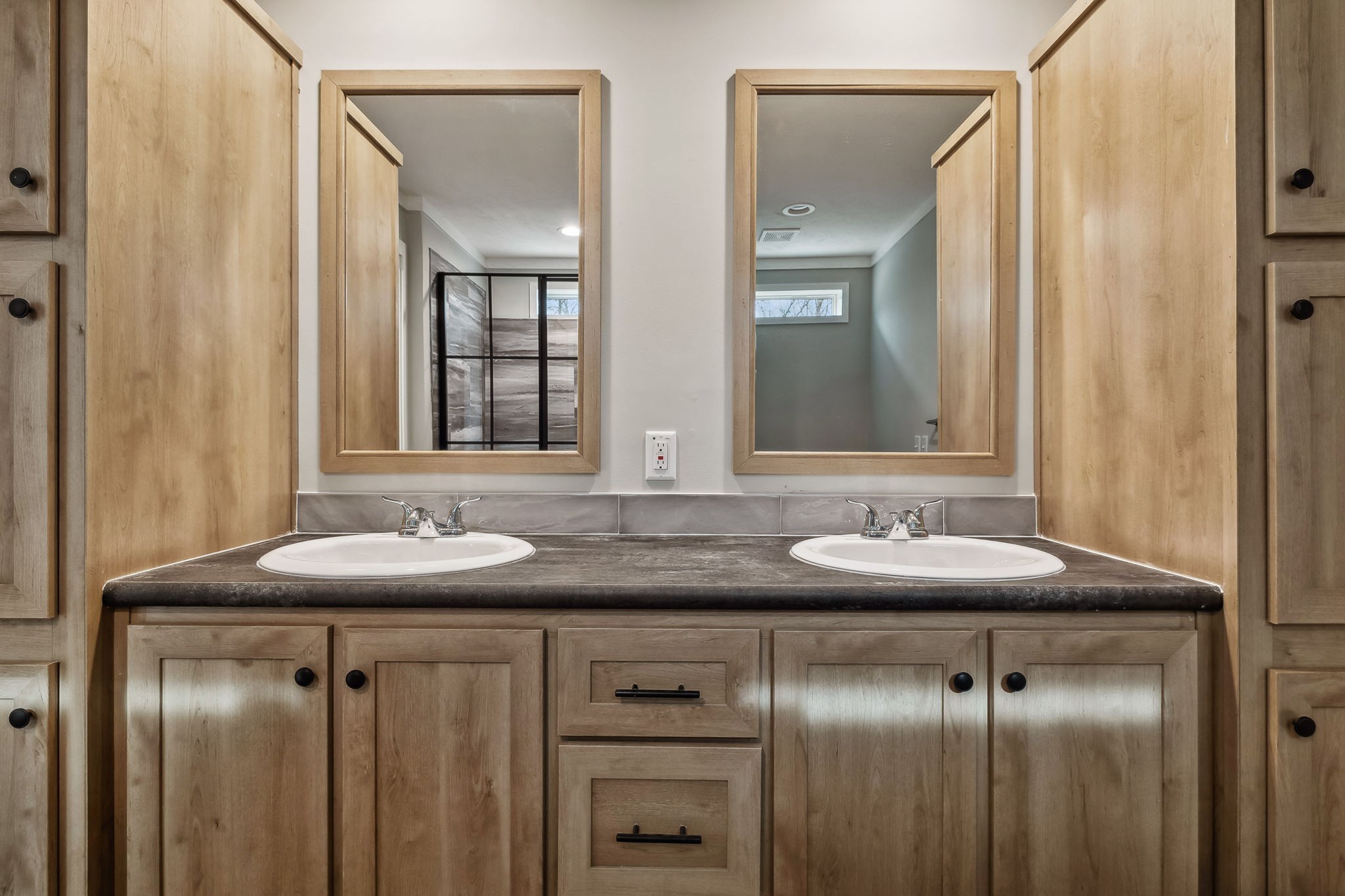 553 Camden Bay Rd Property Photo 42