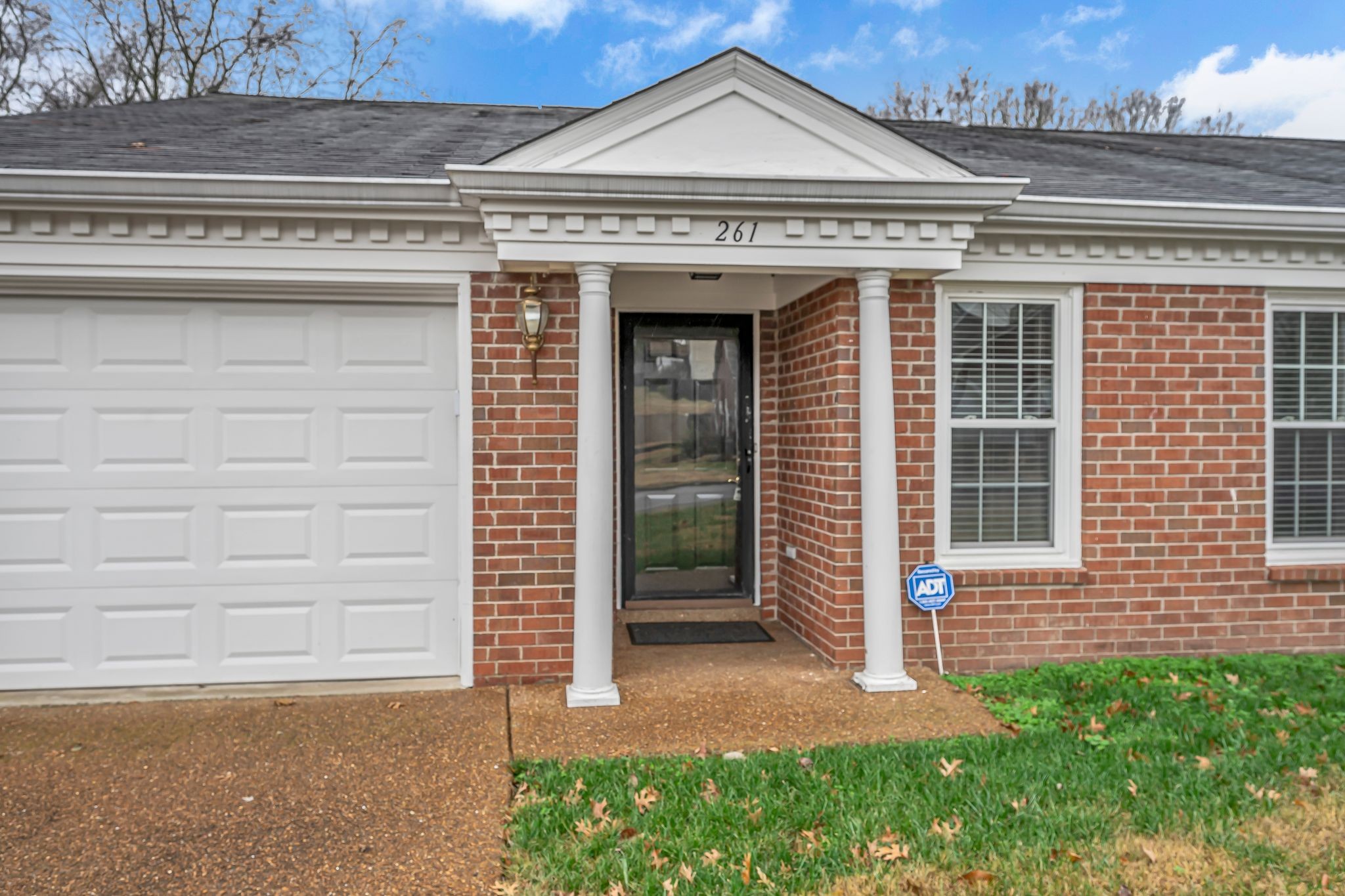 261 Cana Cir Property Photo 4