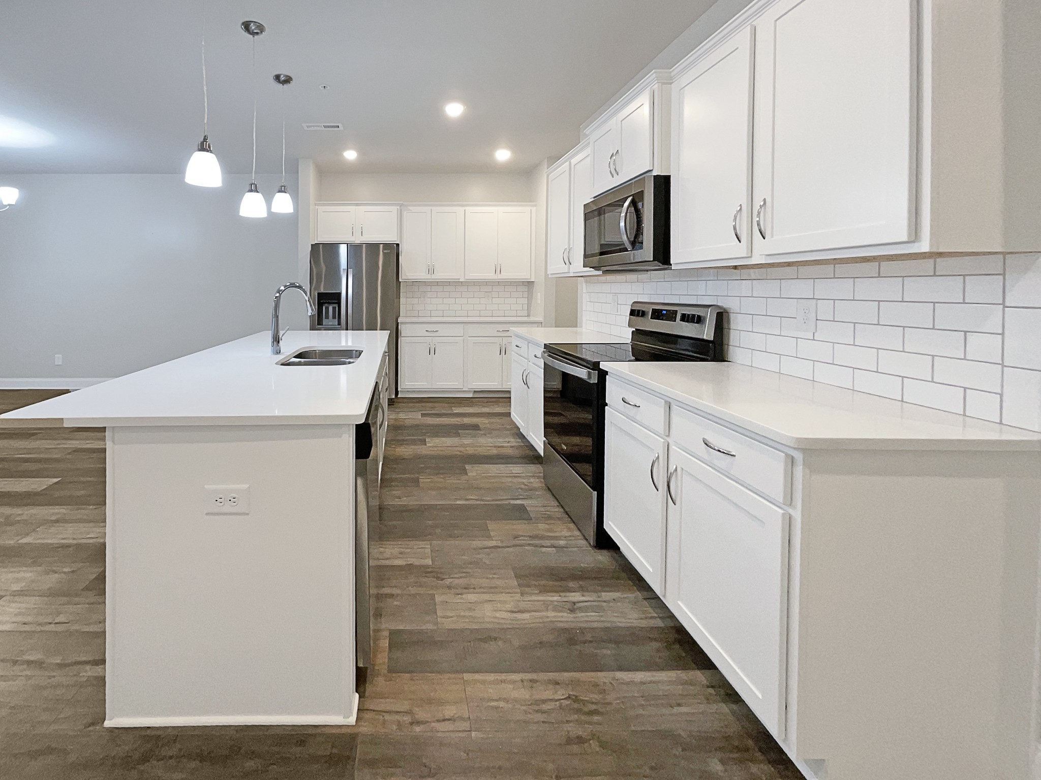 1230 June Wilde Rdg Property Photo 6