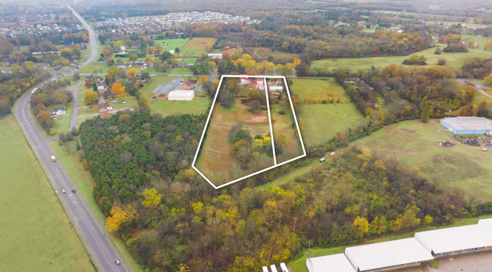 6752 Old Nashville Hwy Property Photo 2