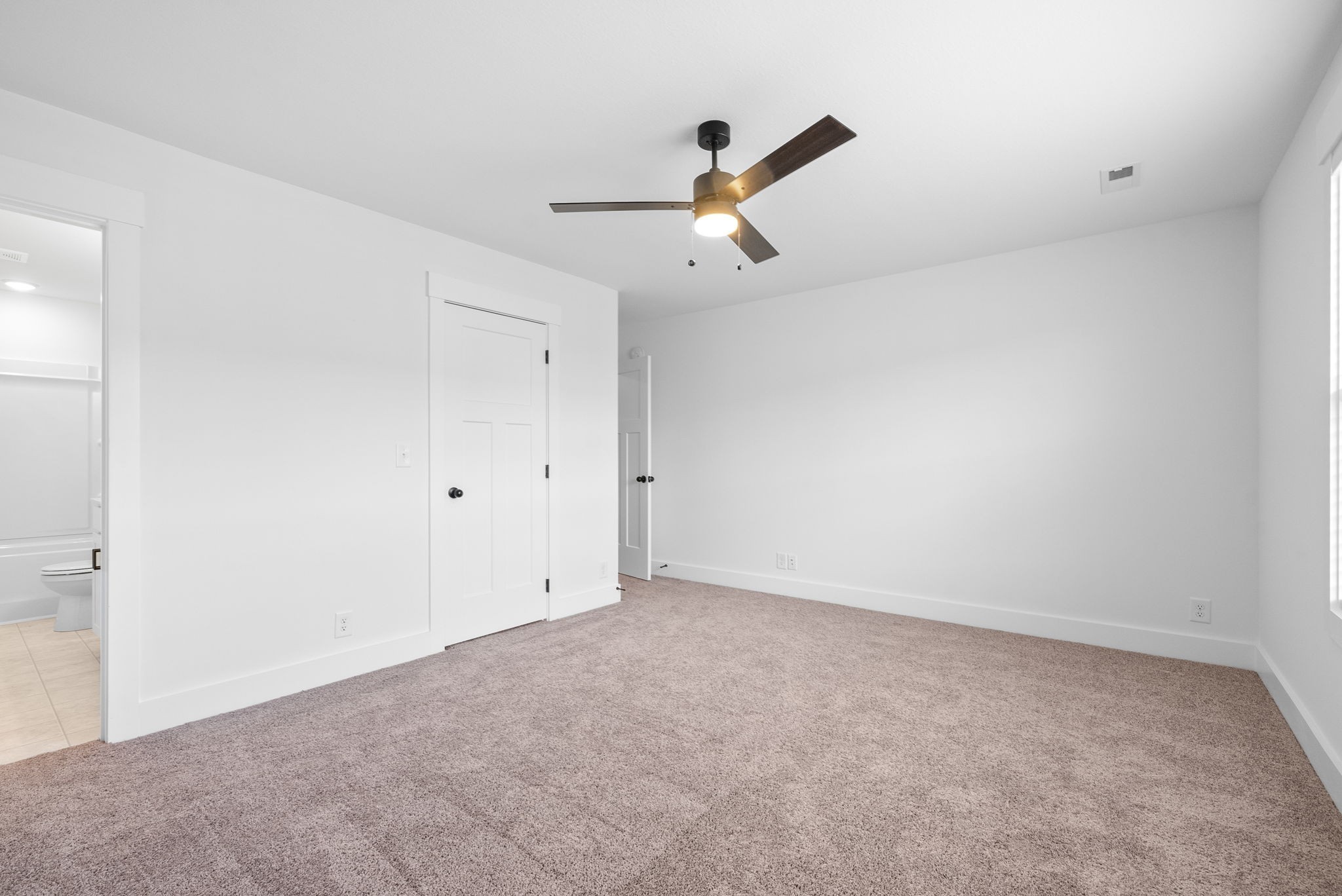 311 Front Ridge Circle Property Photo 14