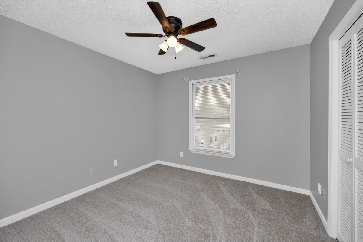 1809 Liberty Dr Property Photo 17