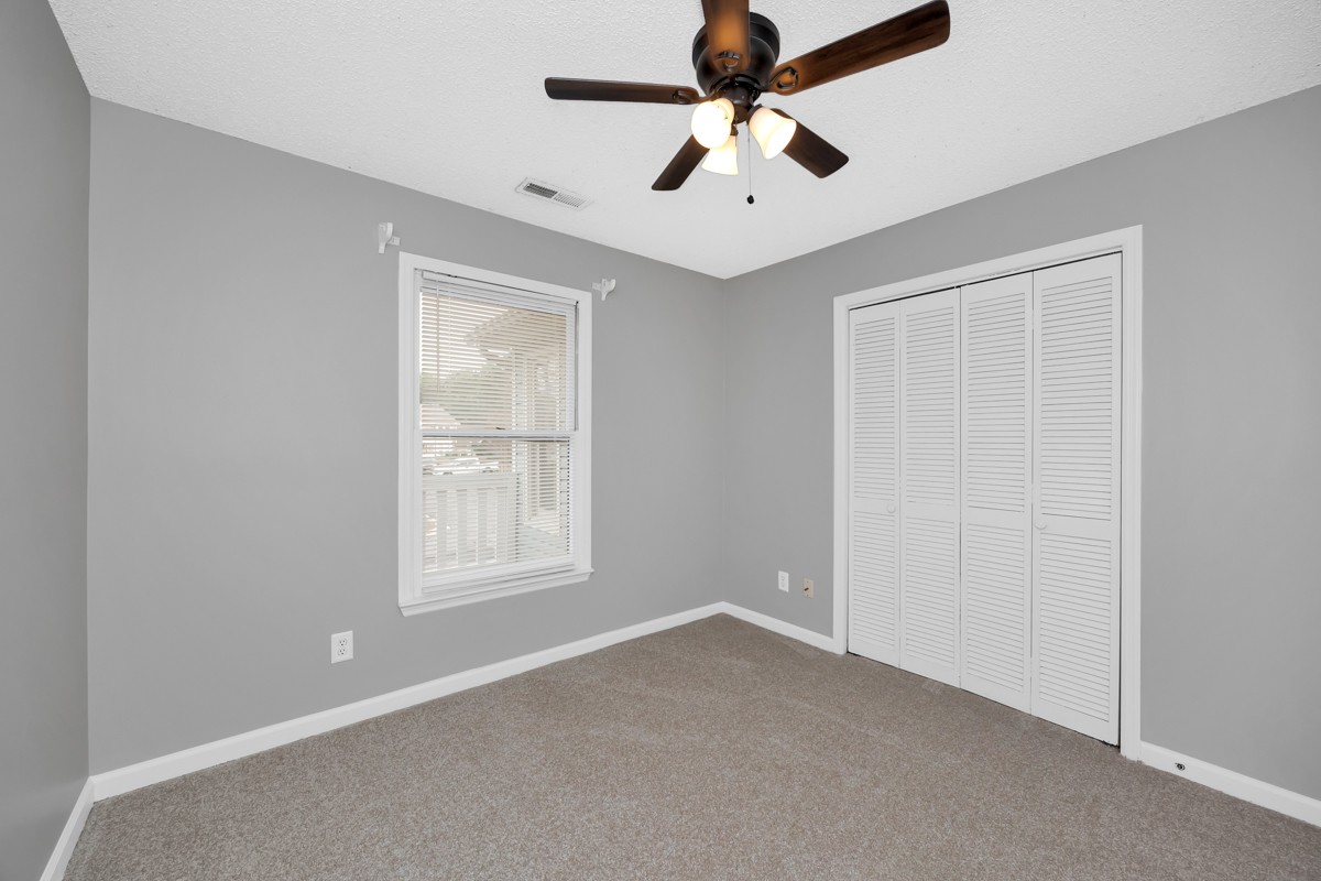 1809 Liberty Dr Property Photo 18